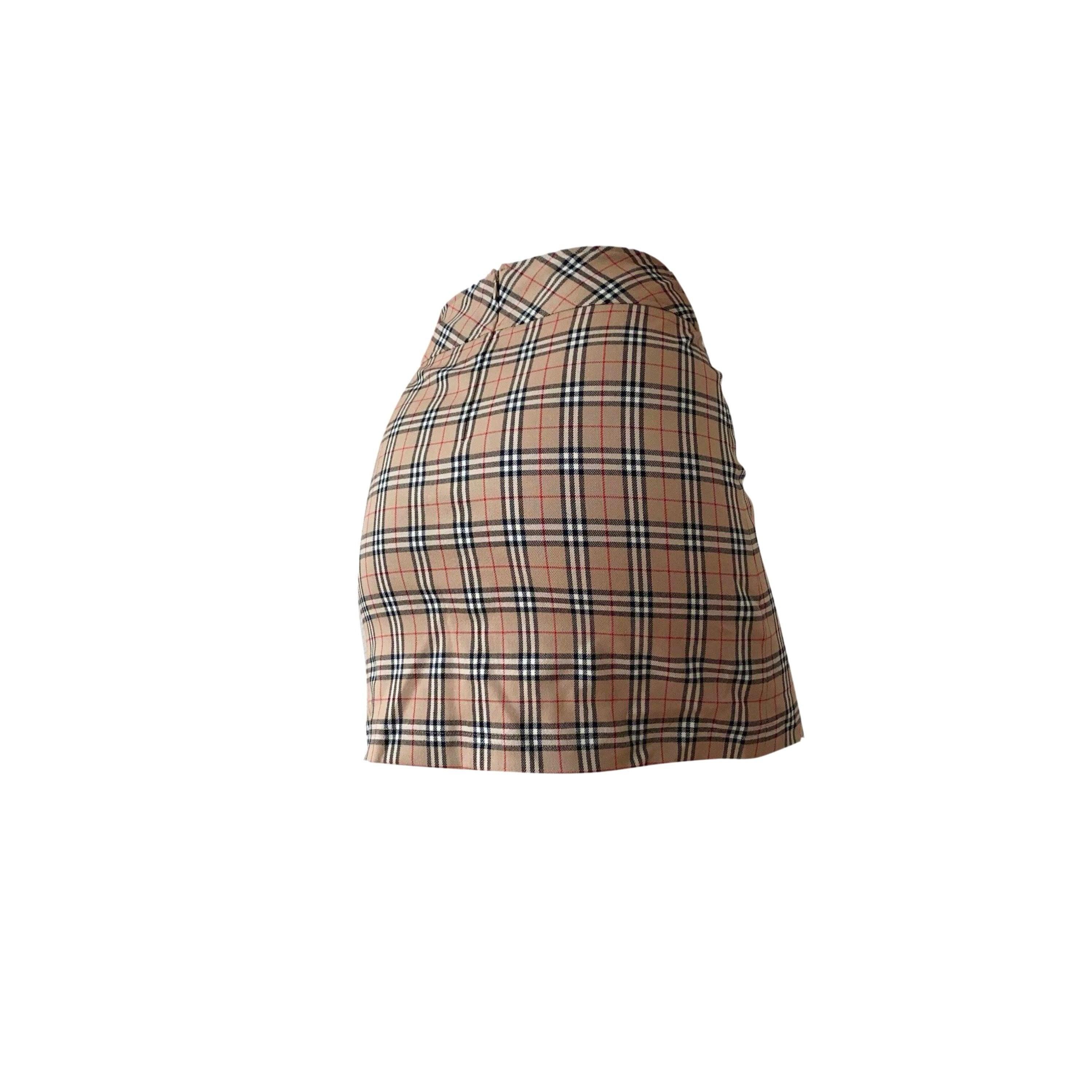 Burberry Classic Plaid Pocket Skirt - Image 2