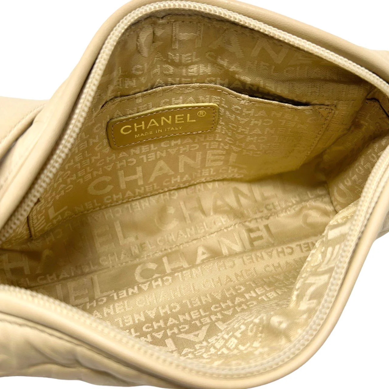 Chanel Beige Logo Shoulder Bag - Image 3