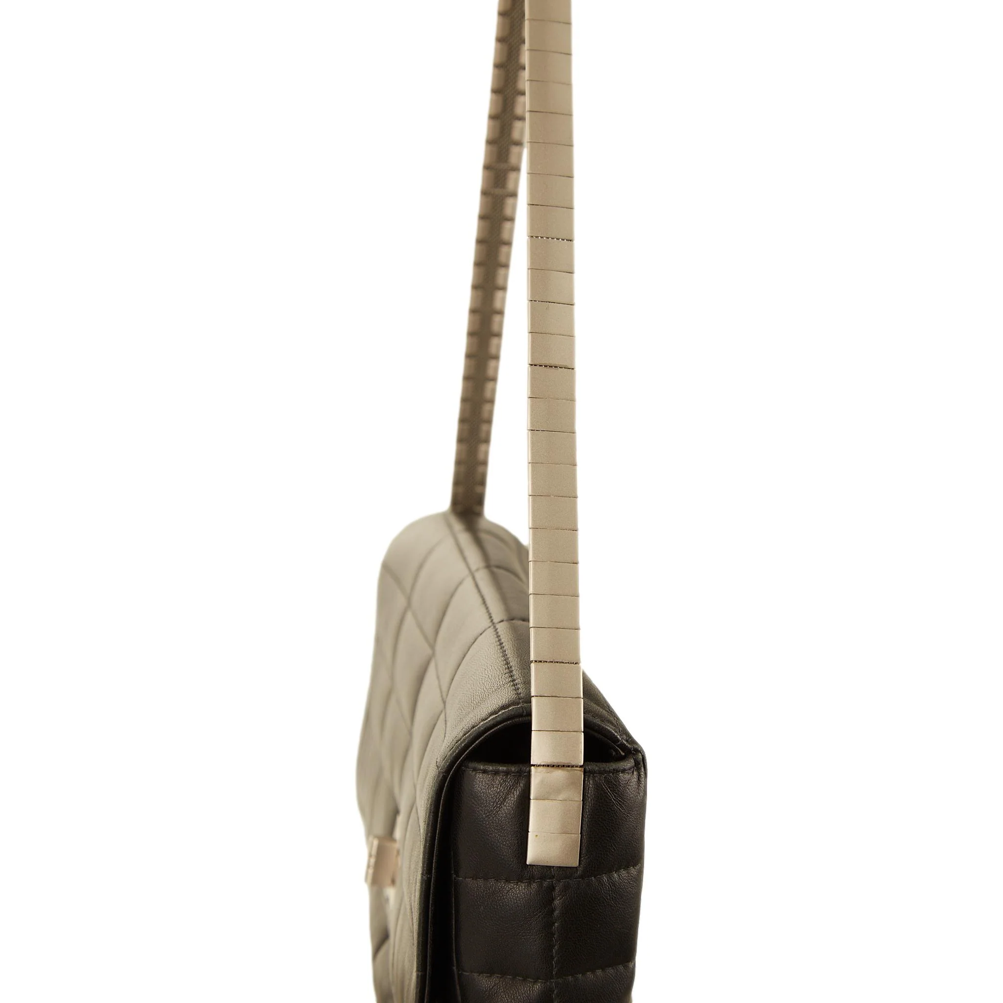 Chanel Black Choco Bar Chain Shoulder Bag - Image 3
