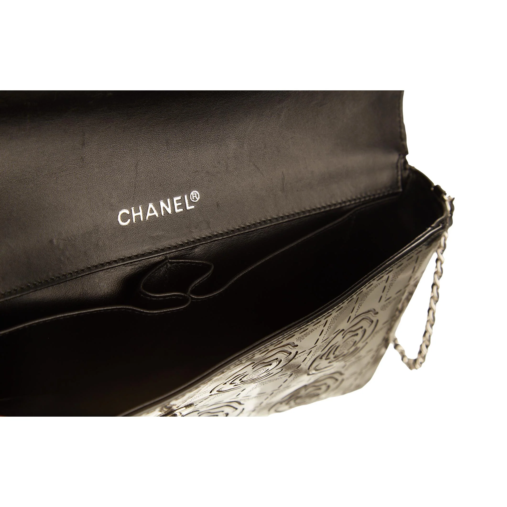 Chanel Black Floral Chain Shoulder Bag - Image 5