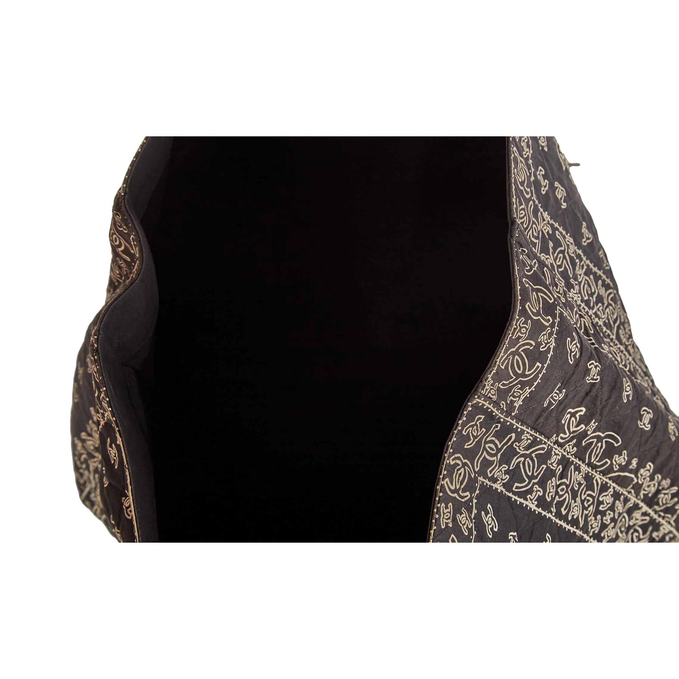 Chanel Black Jumbo Bandana Chain Tote - Image 7