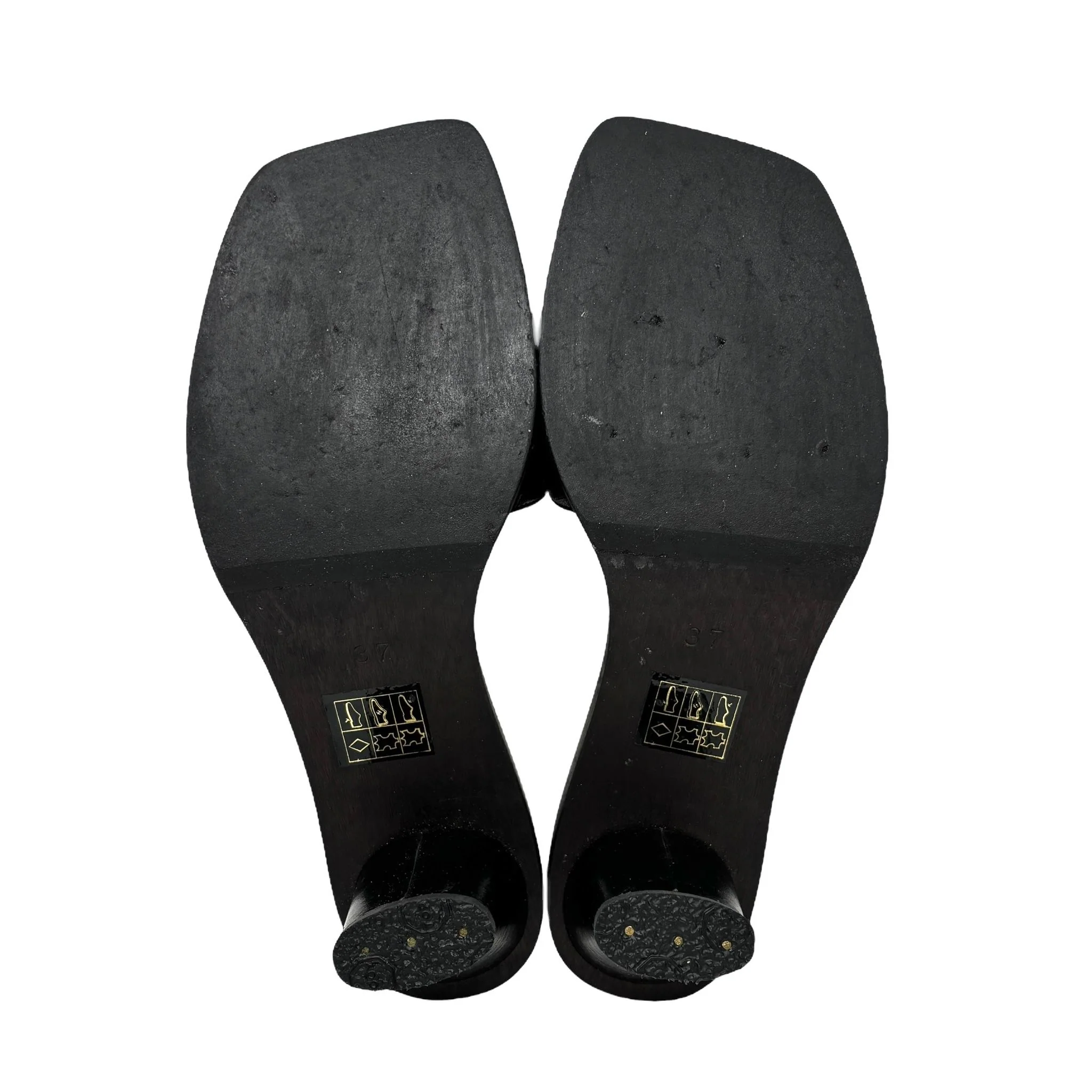 Chanel Black Leather Logo Kitten Heels - Image 4