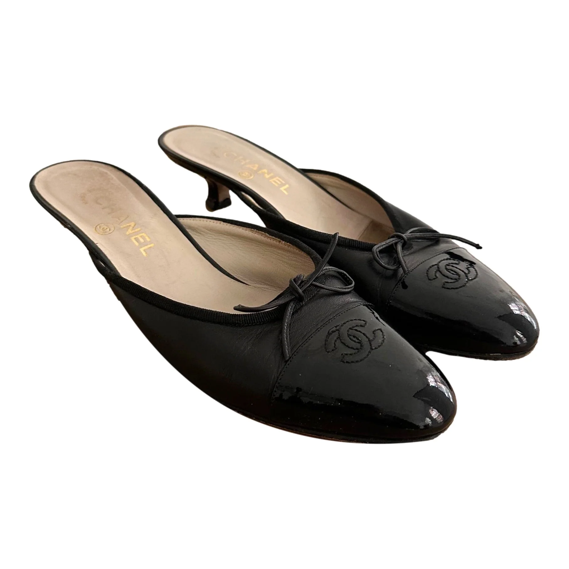 Chanel Black Logo Bow Kitten Keels - Image 3