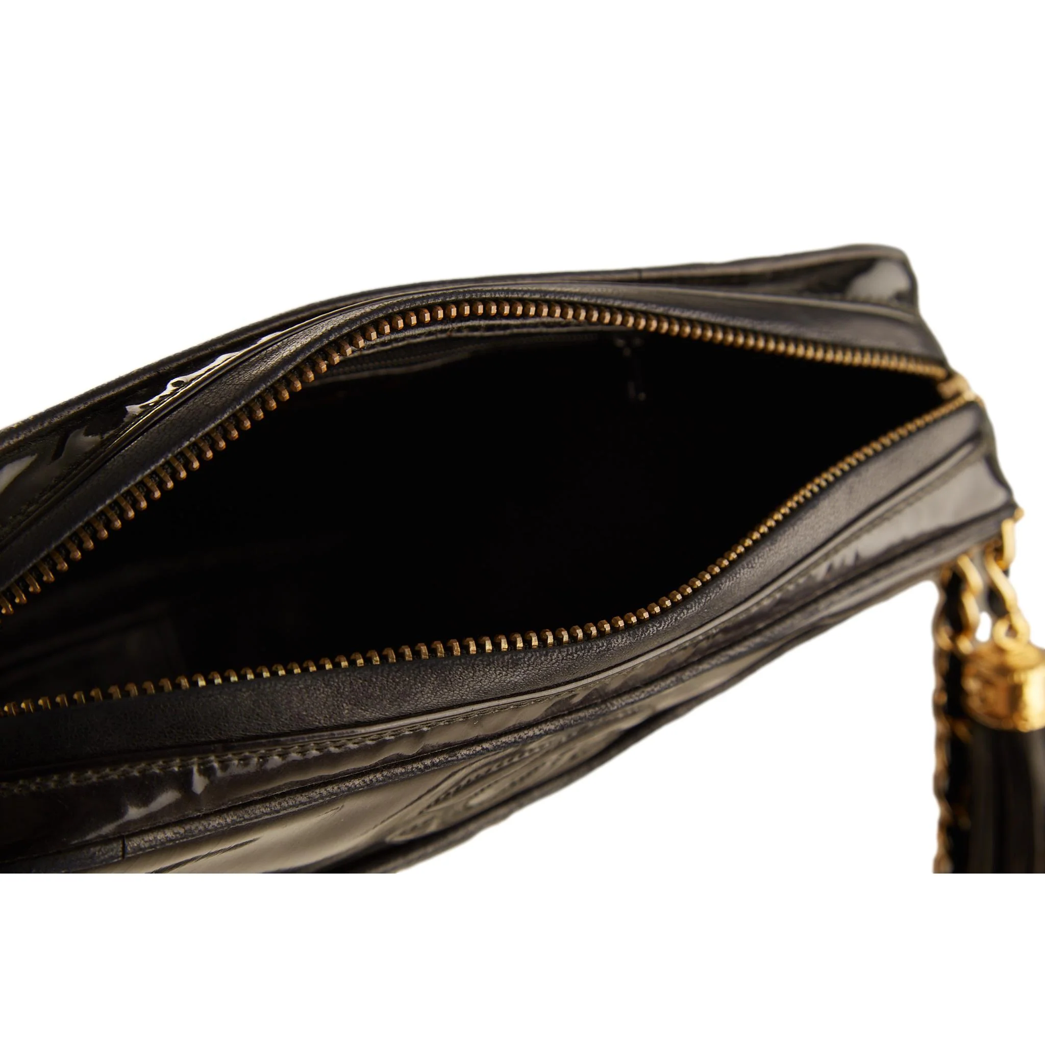 Chanel Black Quilted Patent Shoulder Bag - Image 4