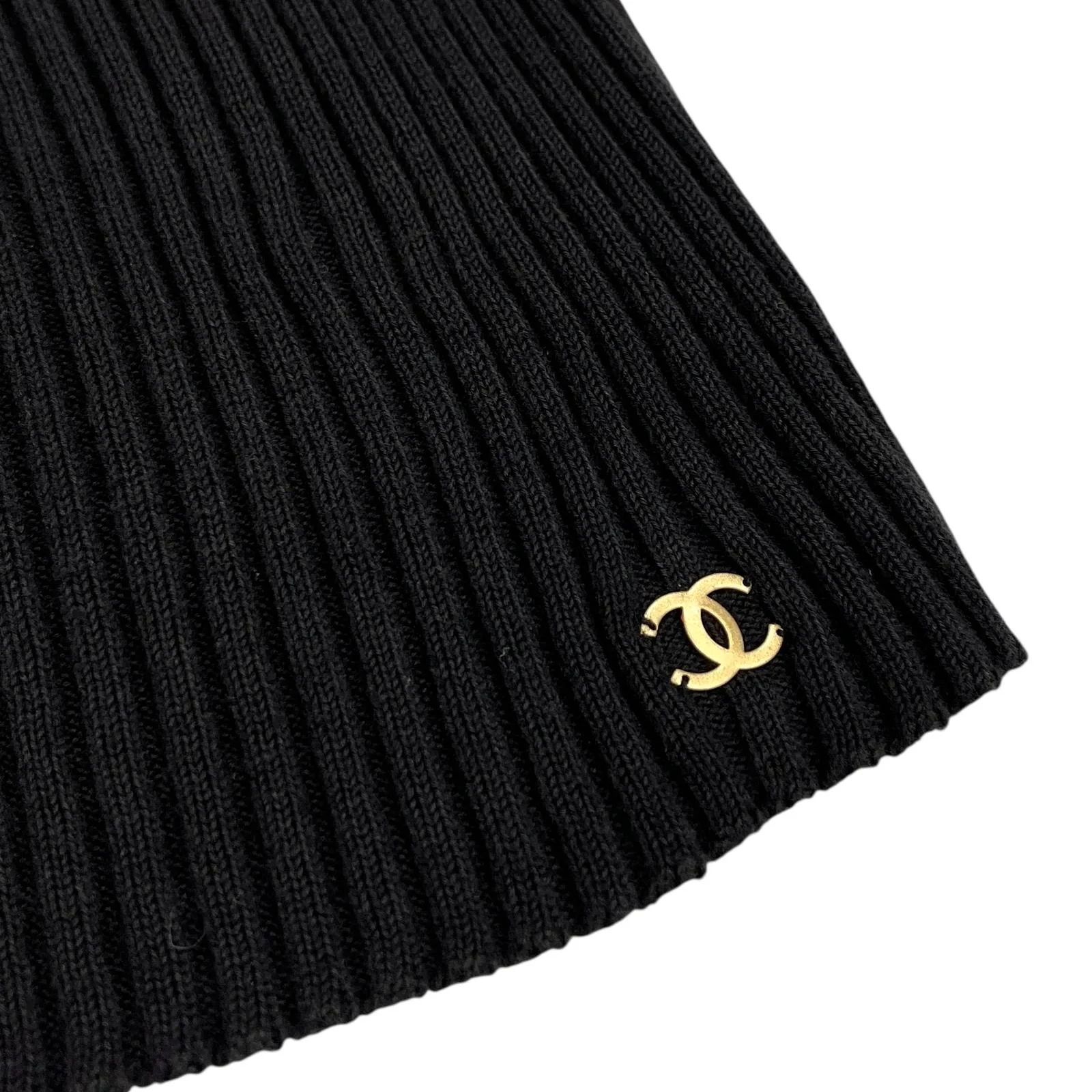 Chanel Black Ribbed Logo Tank - Image 3