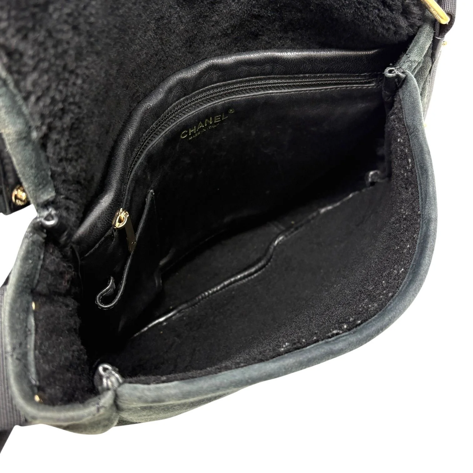 Chanel Black Suede Messenger Bag - Image 3