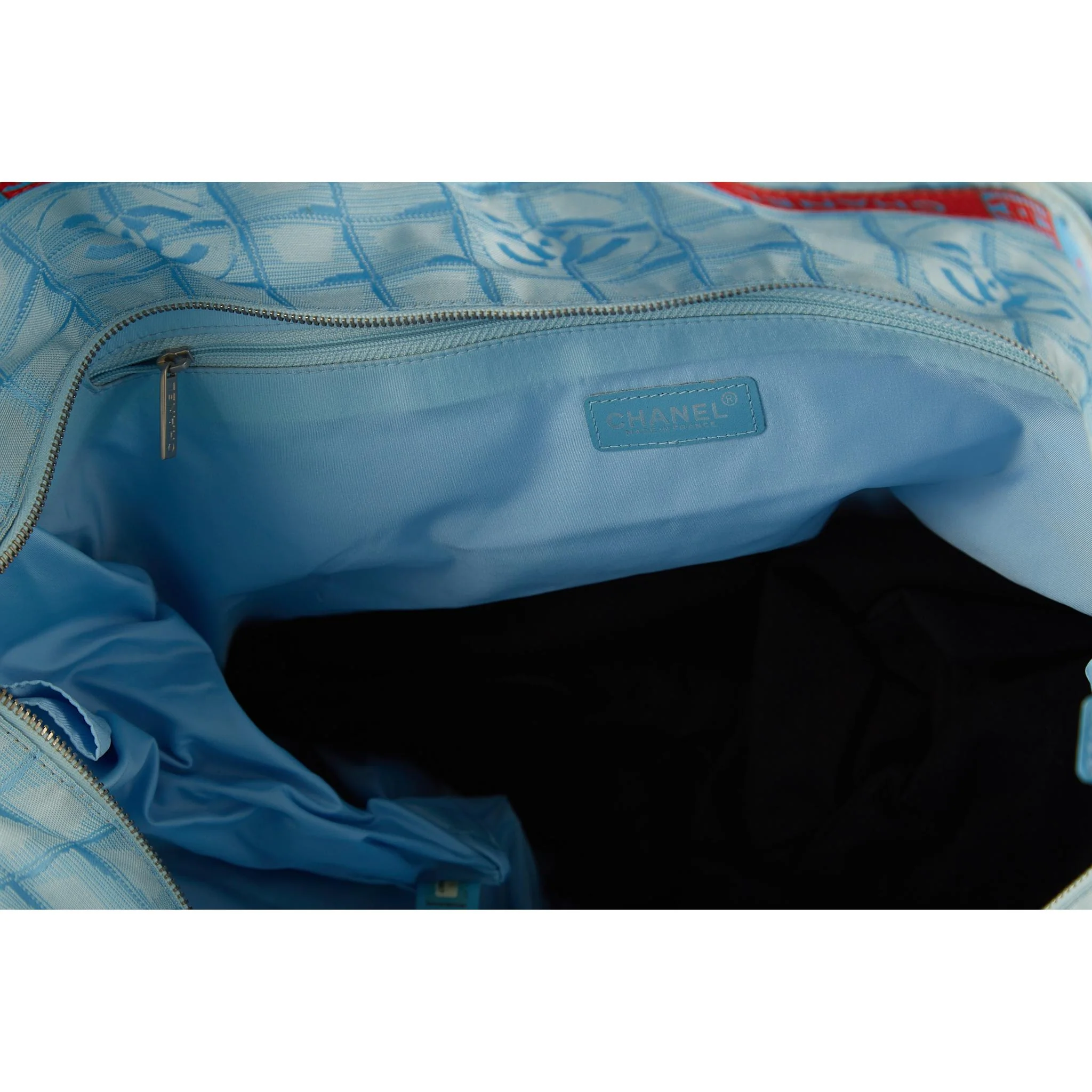 Chanel Blue Logo Jumbo Tote - Image 4