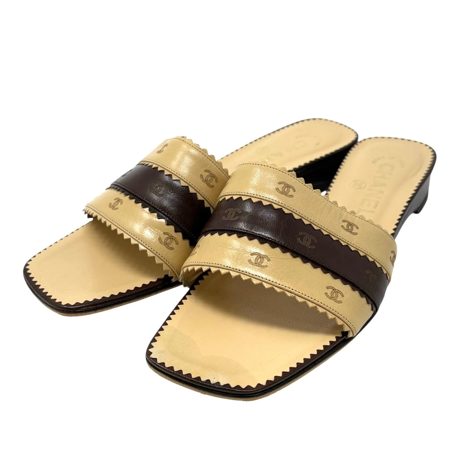 Chanel Cream + Brown Leather Logo Sandals - Image 2