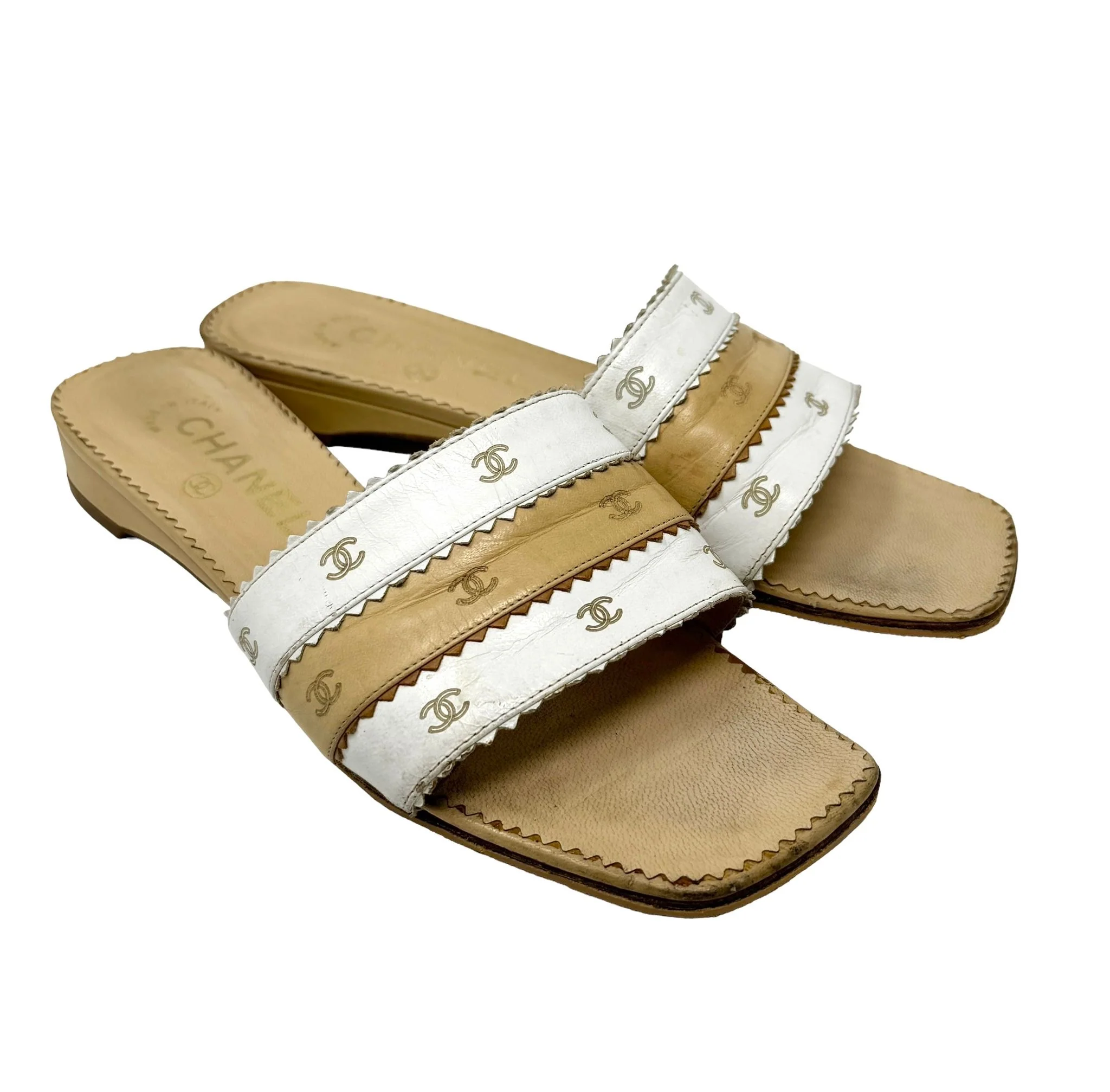 Chanel Cream + Tan Leather Logo Sandals - Image 3