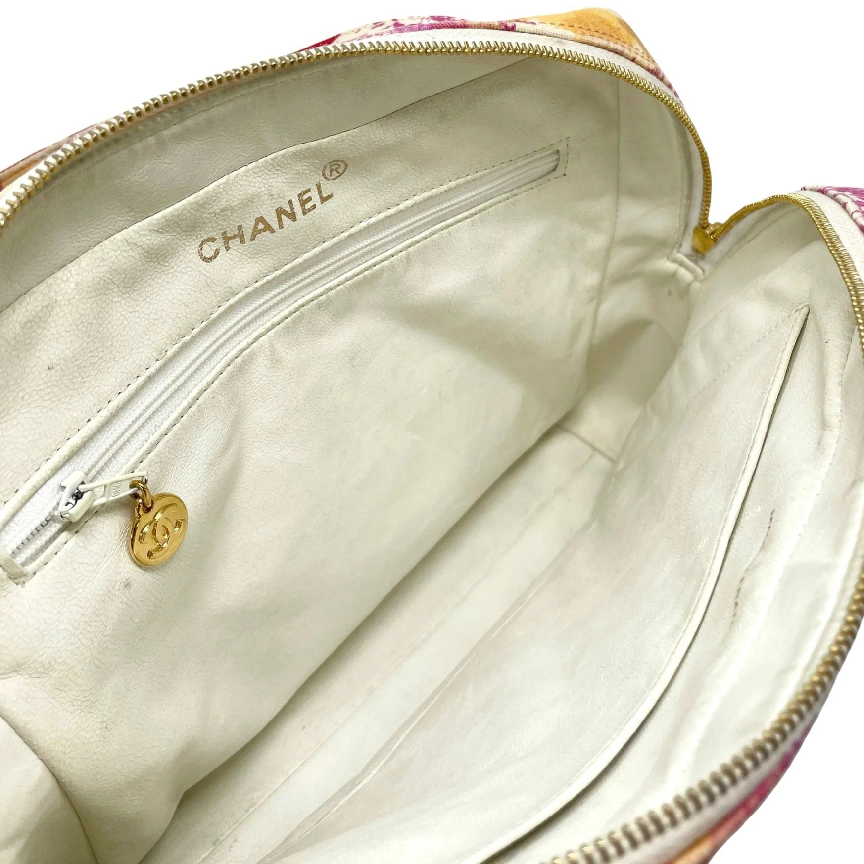Chanel Floral Mini Logo Shoulder Bag - Image 3