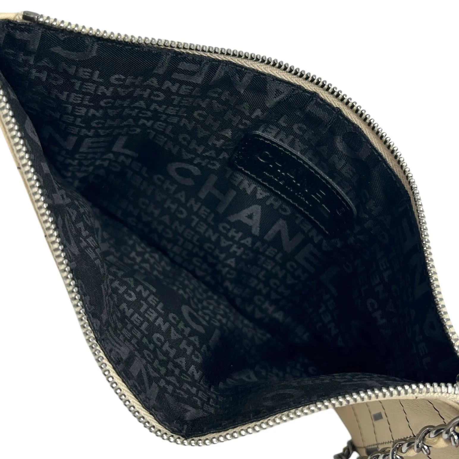 Chanel Leather Crossword Shoulder Bag - Image 3