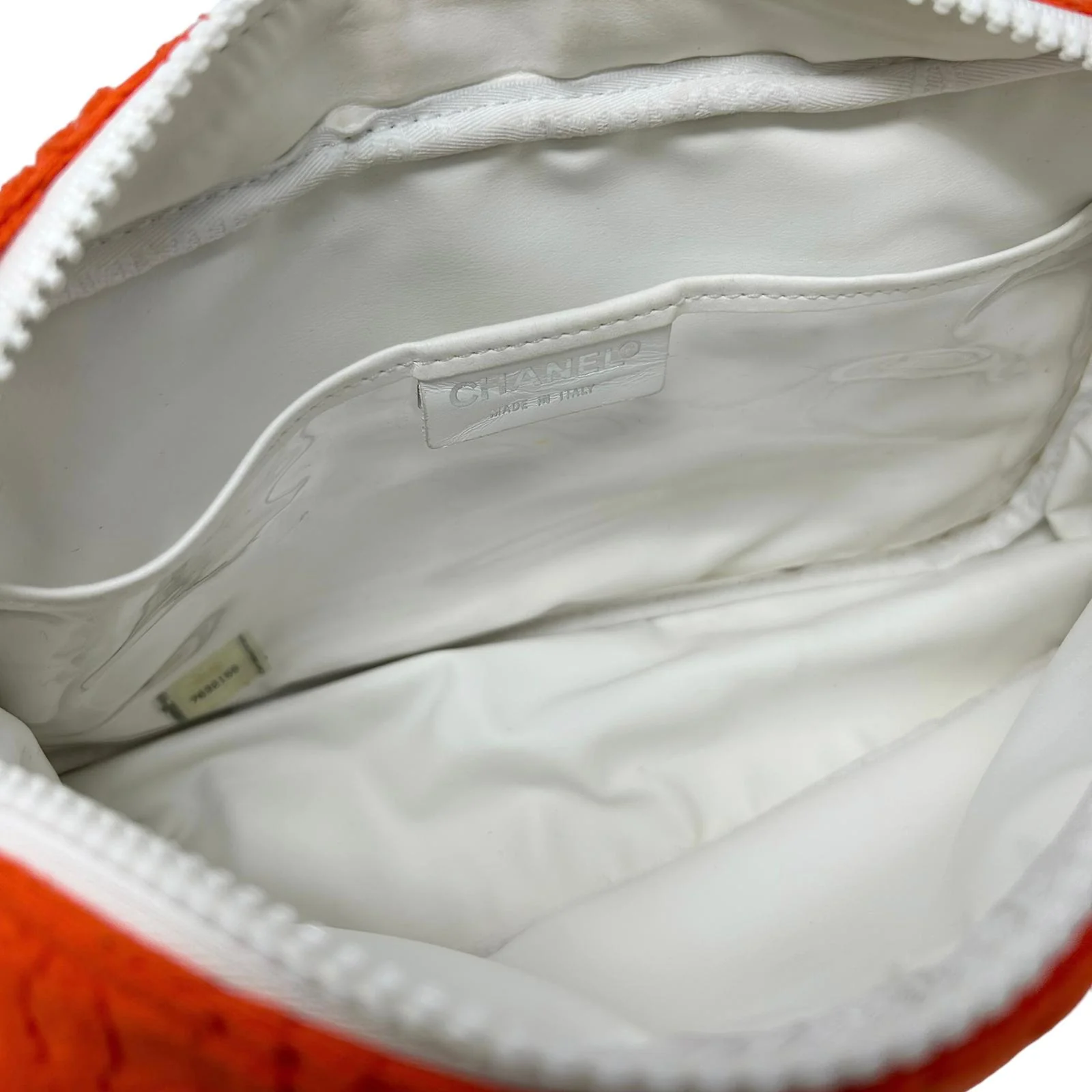Chanel Orange Logo Terrycloth Shoulder Bag - Image 5