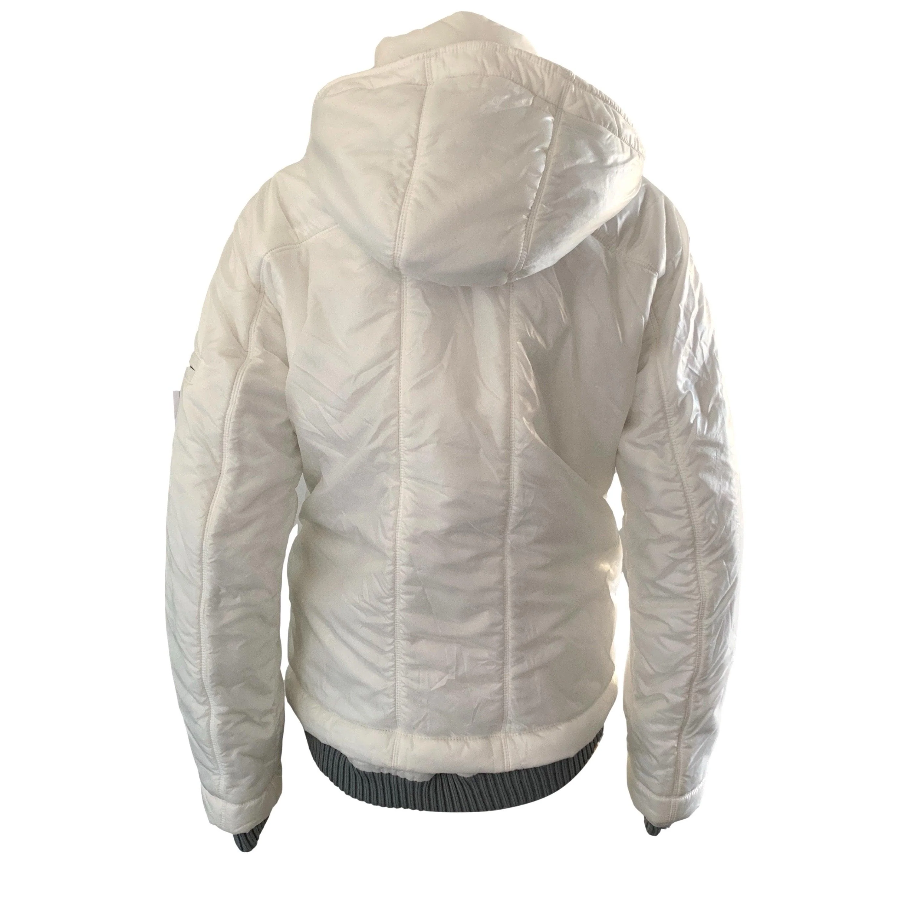 Chanel Pearl White Puffer Jacket - Image 2