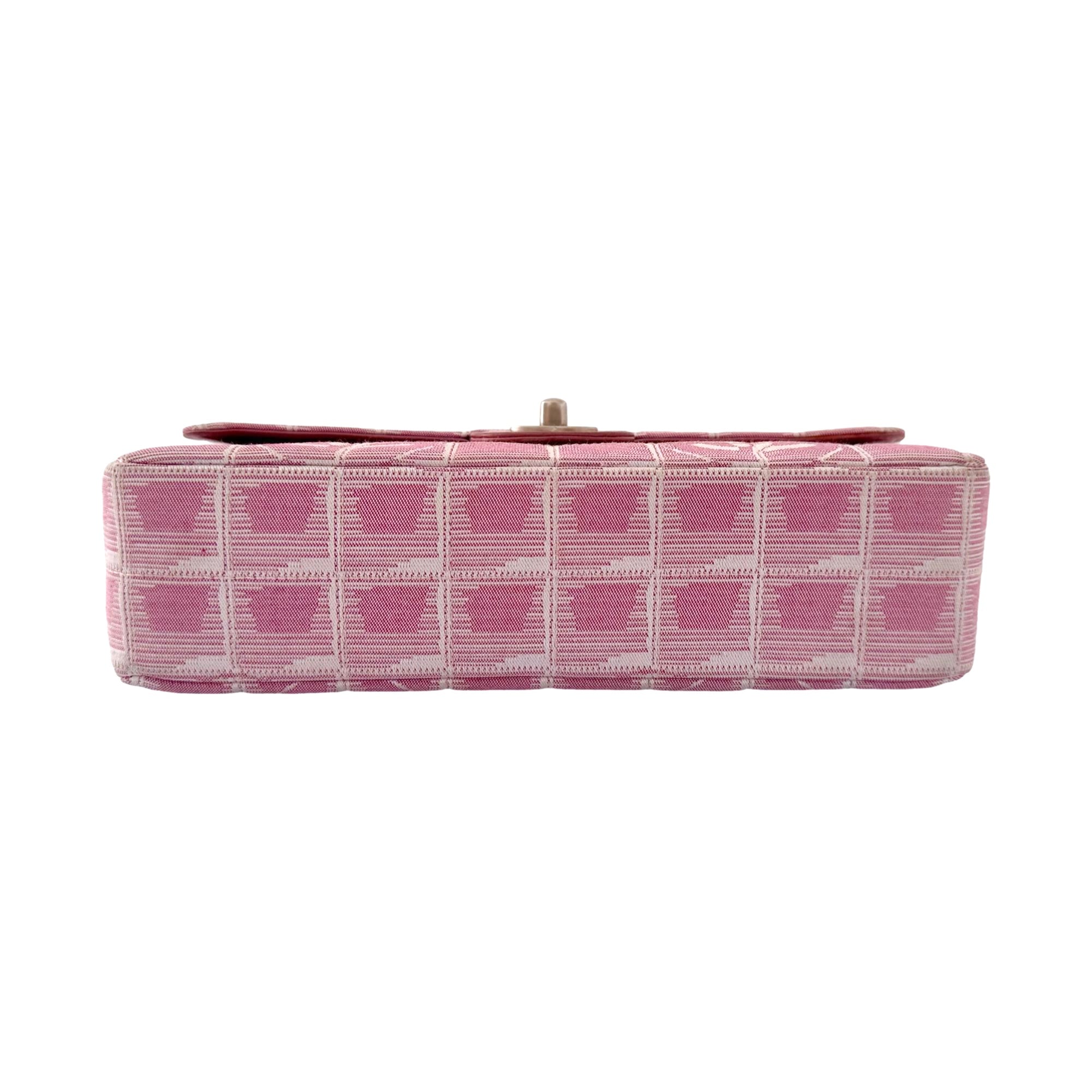 Chanel Pink Canvas Travel Line Flap Bag - Image 3