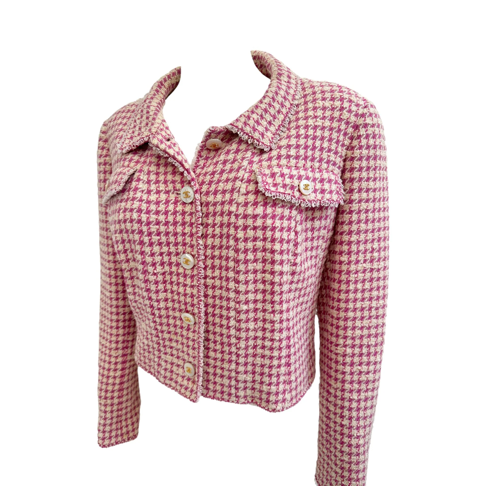 Chanel Pink Tweed Houndstooth Cropped Blazer - Image 3