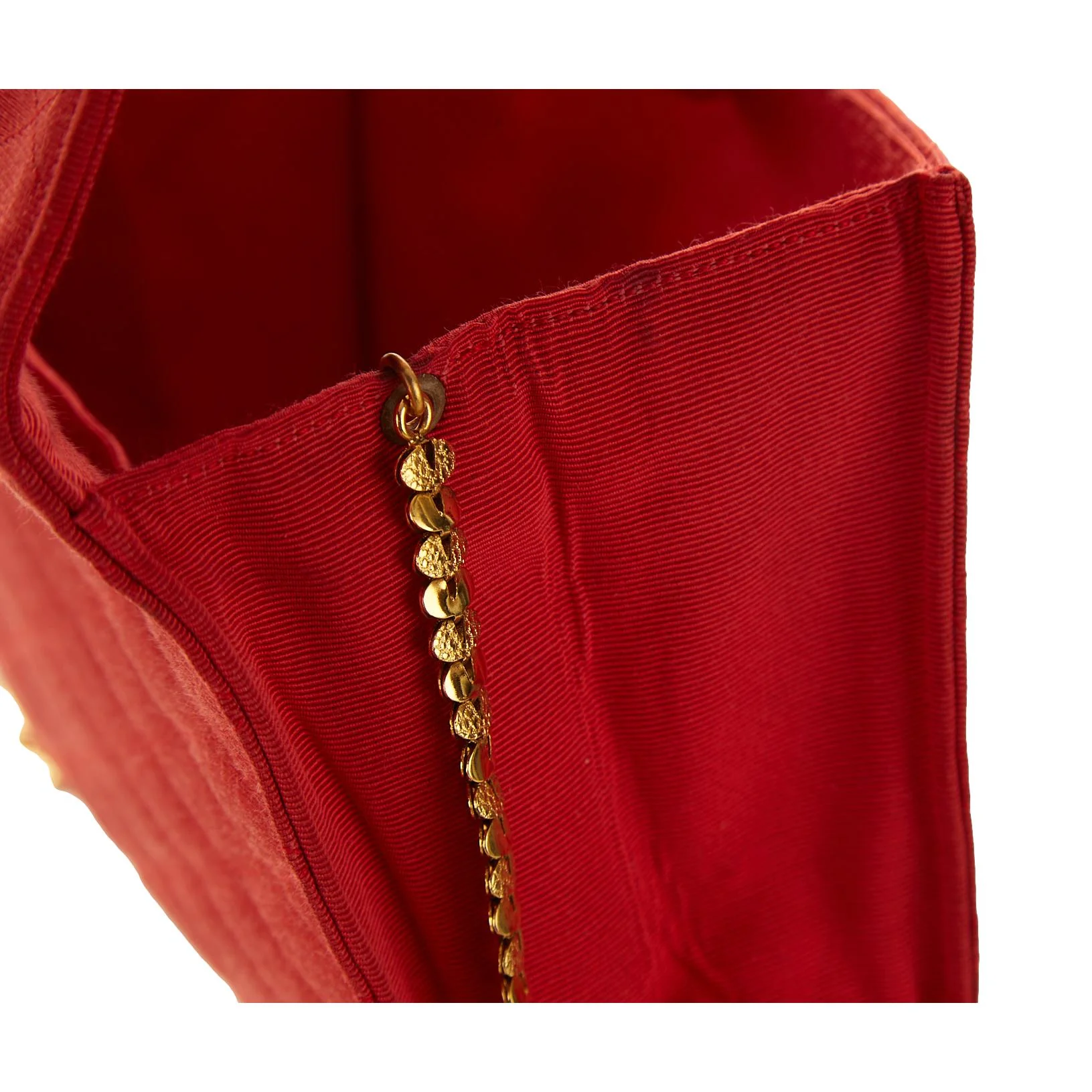 Chanel Red Matelasse Chain Shoulder Bag - Image 4