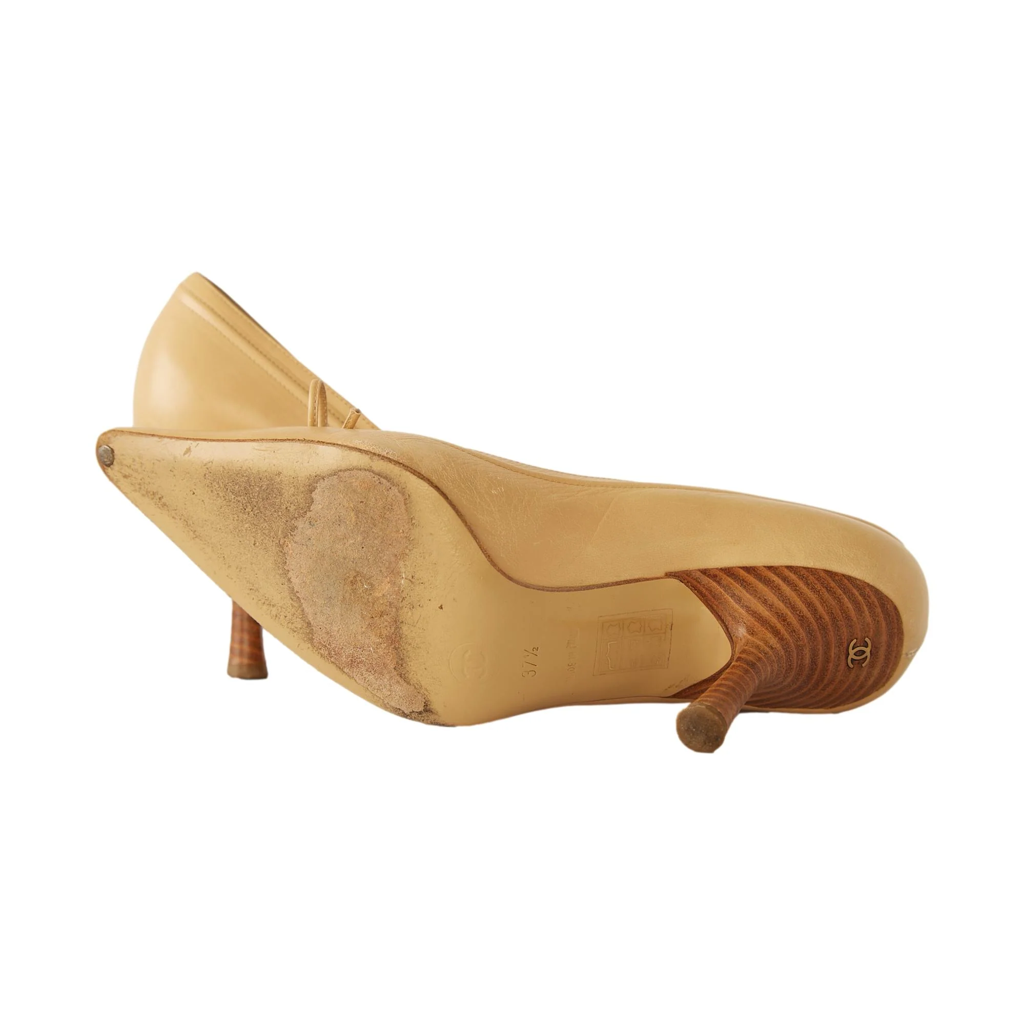 Chanel Tan Logo Bow Heels - Image 4