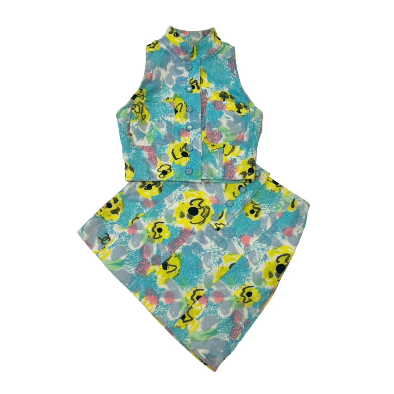 Chanel Terrycloth Floral Log Set - Image 2