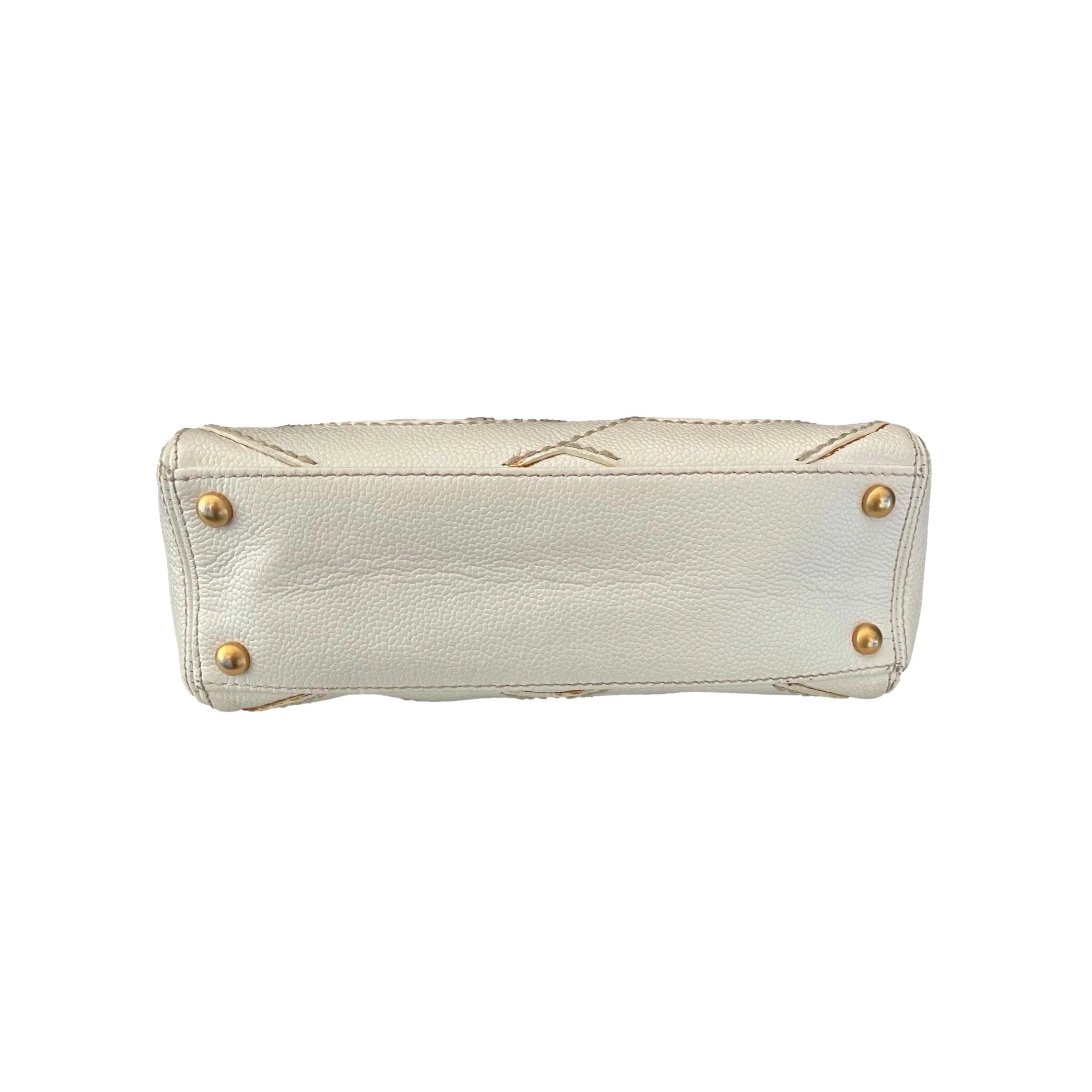 Chanel White Caviar Logo Shoulder Bag - Image 4