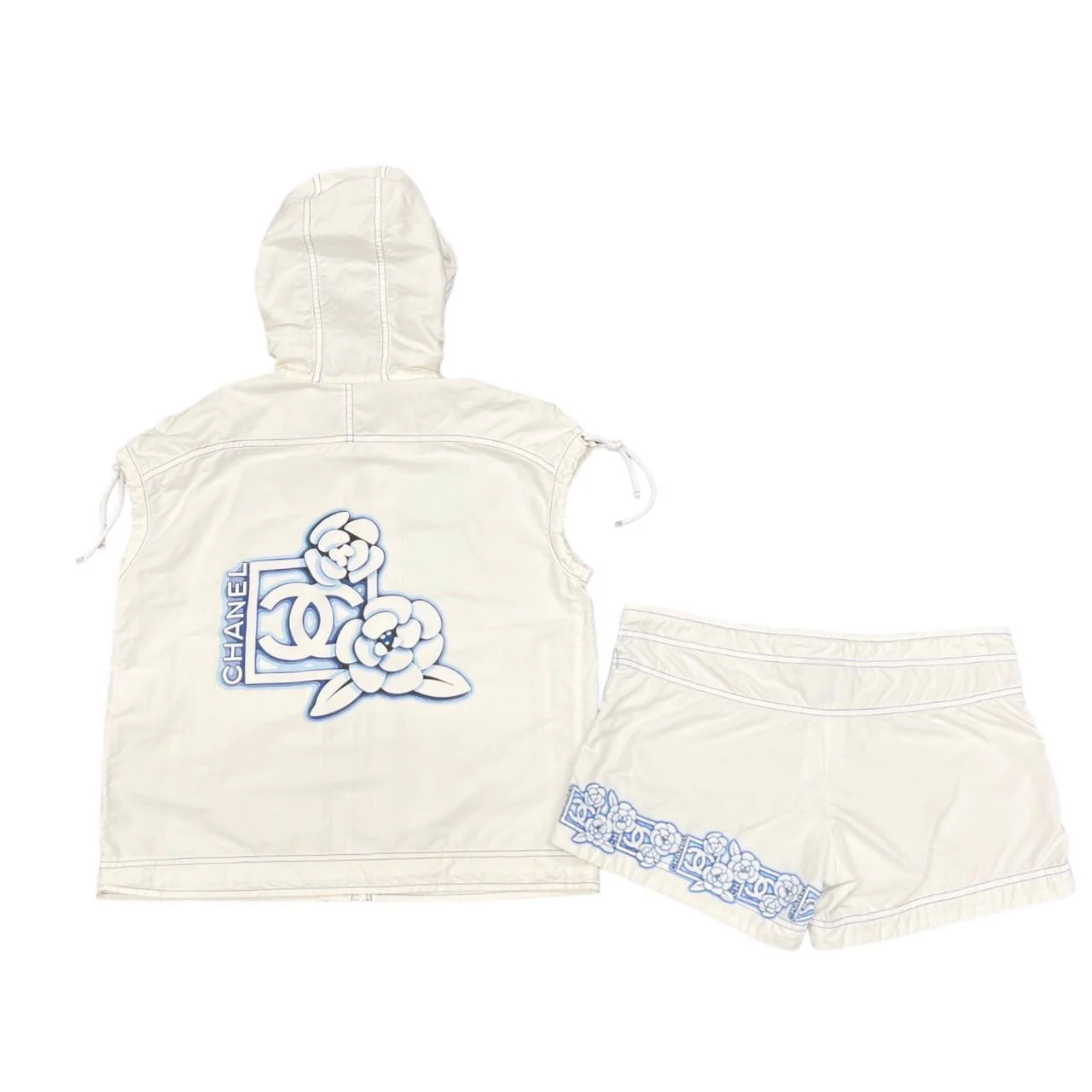 Chanel White Floral Logo Short Set - Image 2