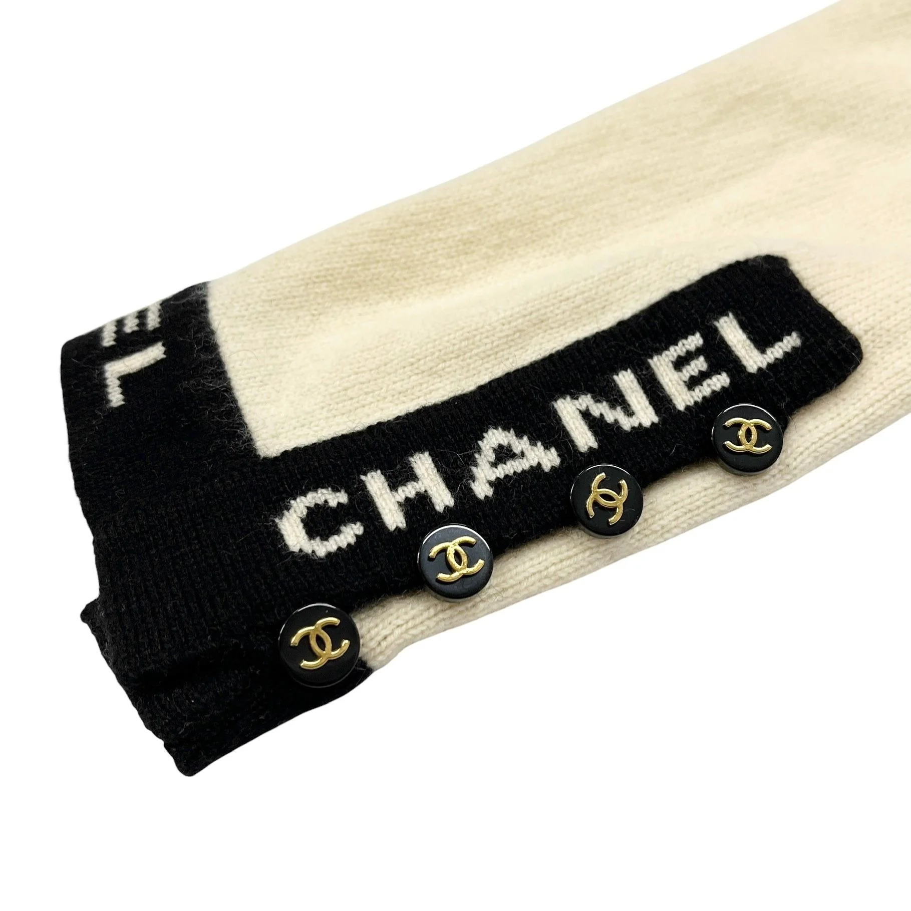 Chanel White Trim Logo Cardigan - Image 3