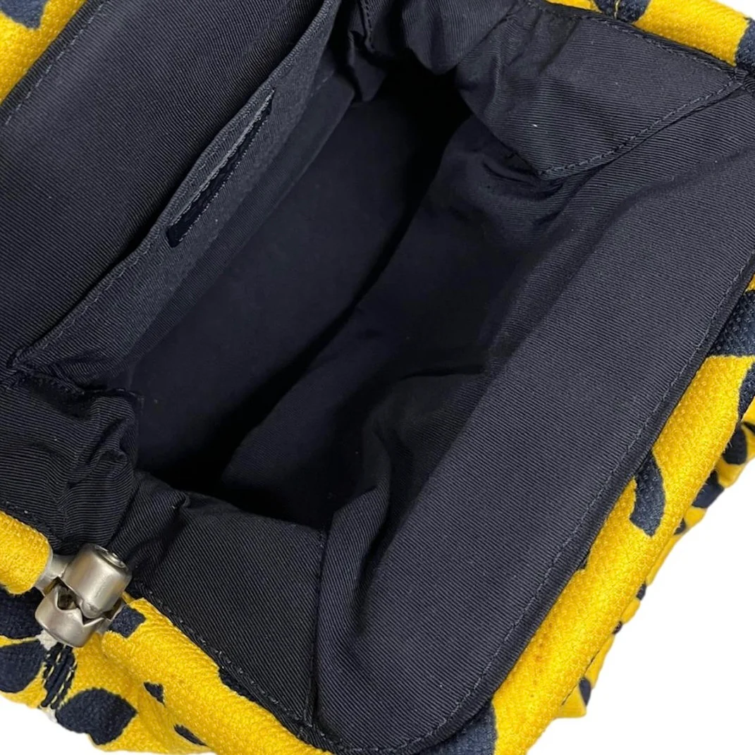Chanel Yellow Print Shoulder Bag - Image 4