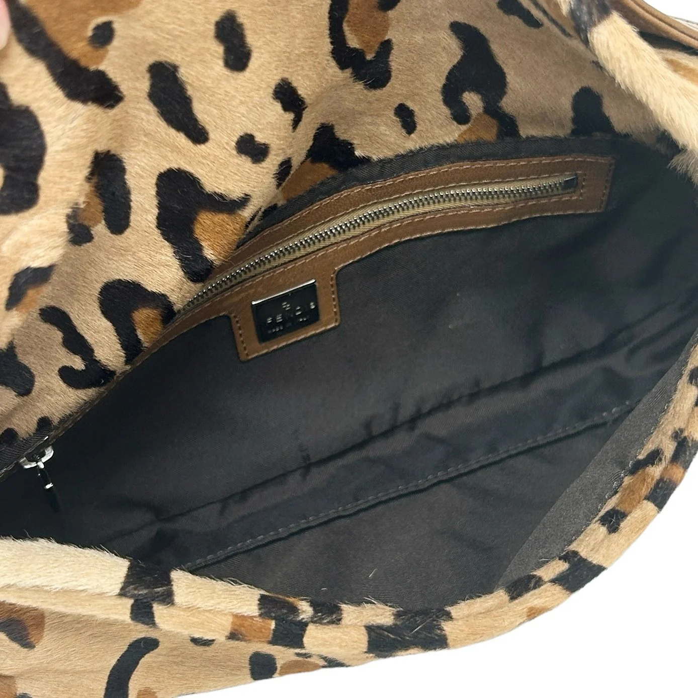 Fendi Leopard Print Baguette - Image 3