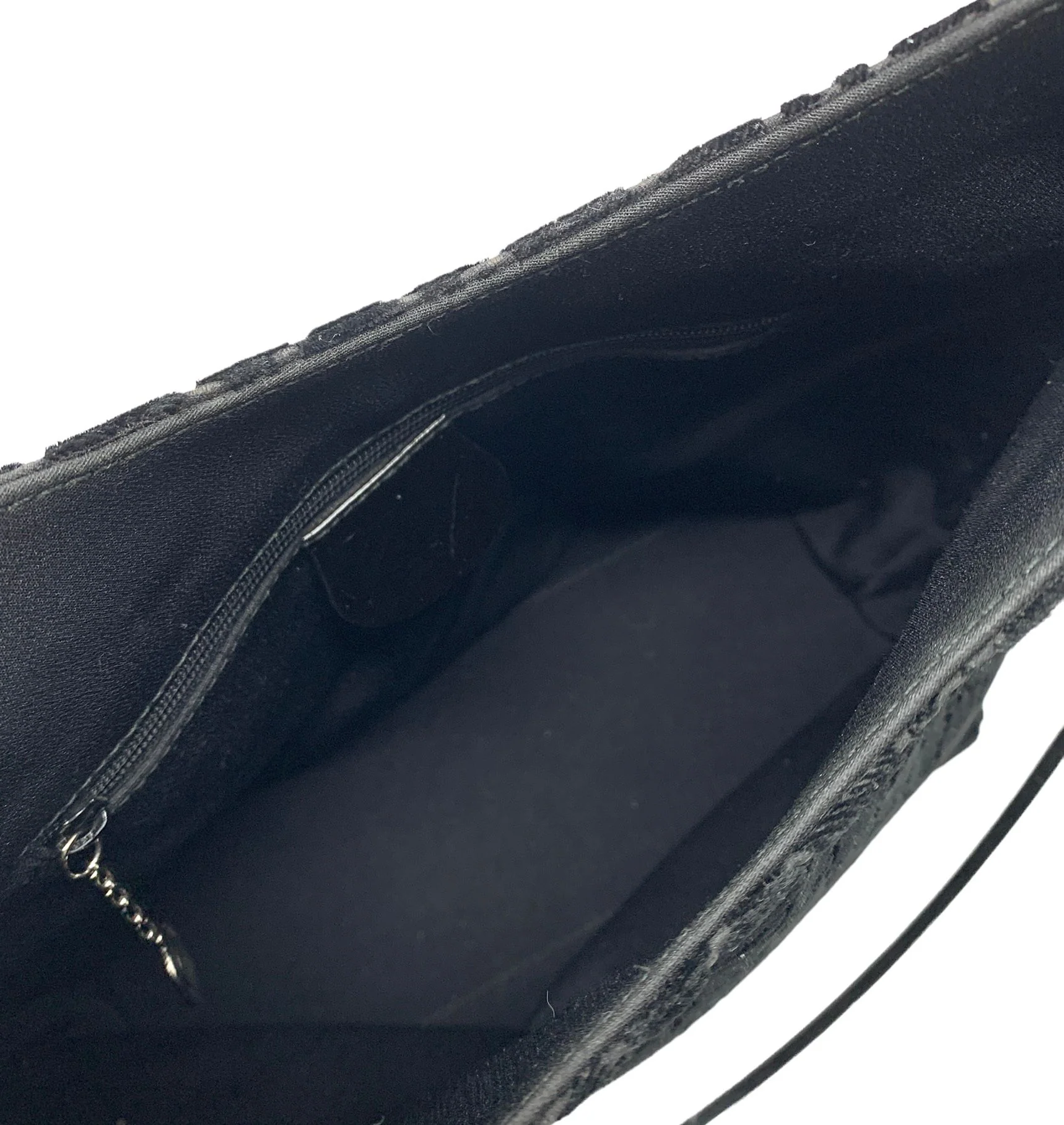 Gucci Black Velvet Logo Top Handle Bag - Image 3