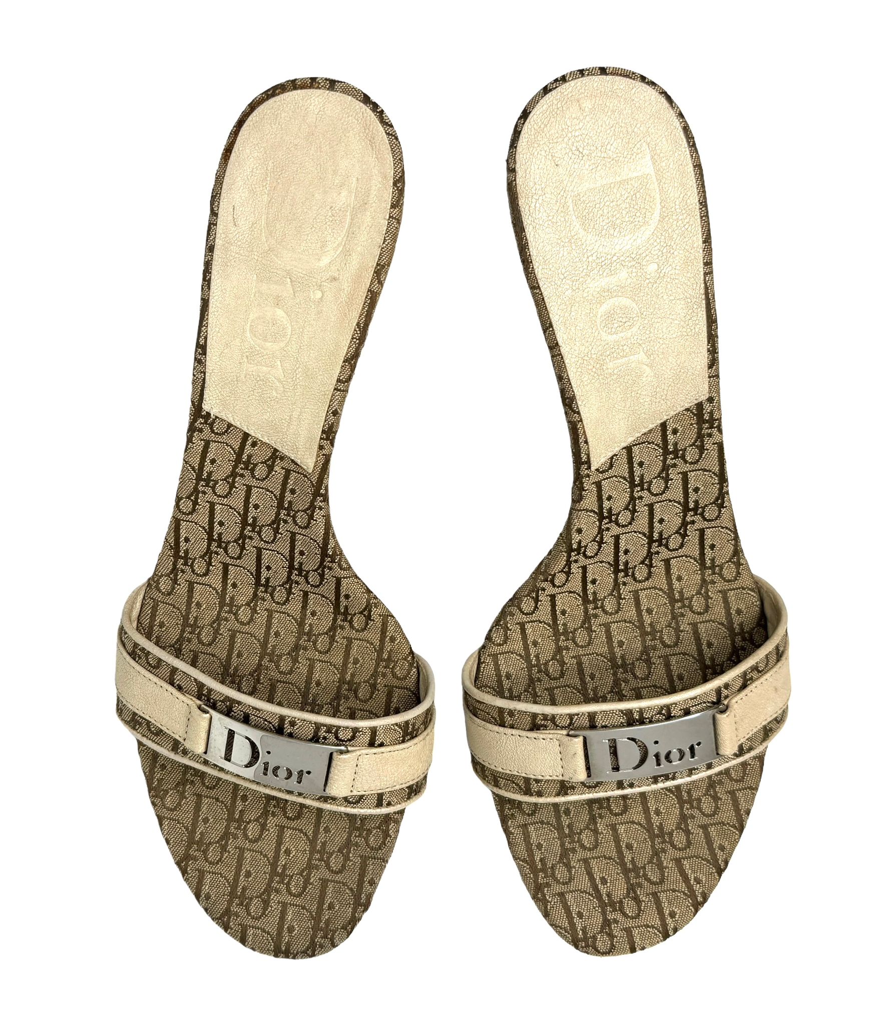Dior Cream Logo Plaque Heels - Image 2