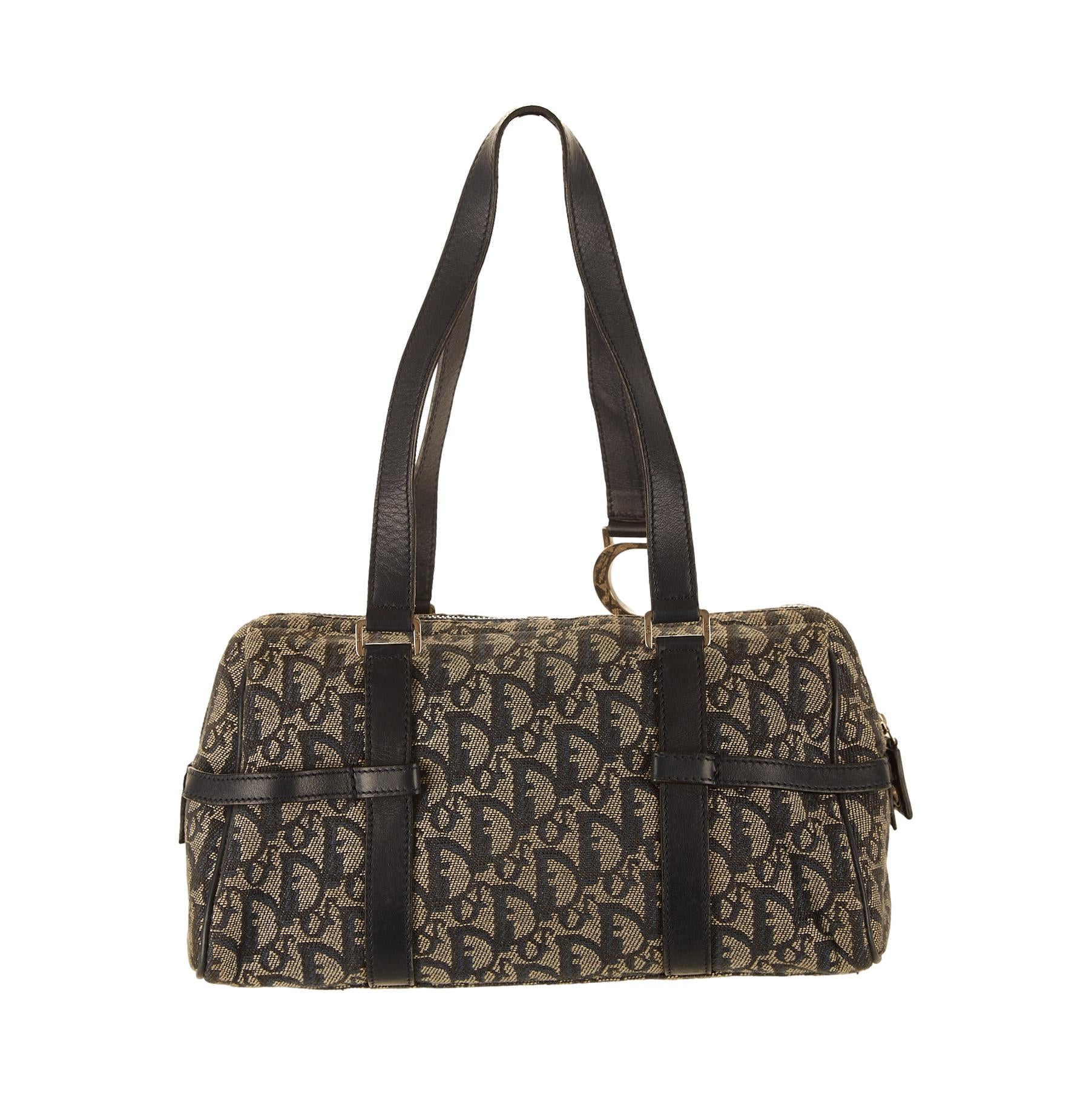Dior Navy Logo Hardware Shoulder Bag - Image 2