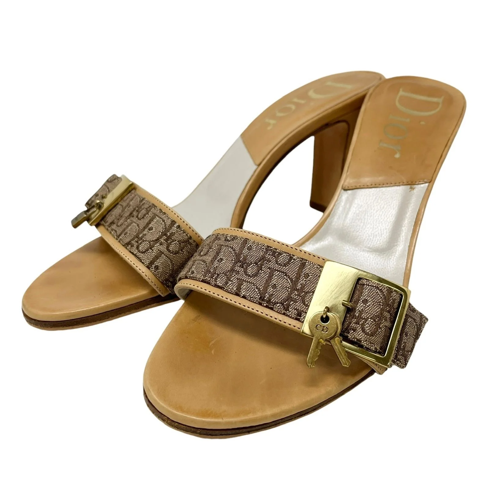 Dior Tan Logo Buckle Heels - Image 3