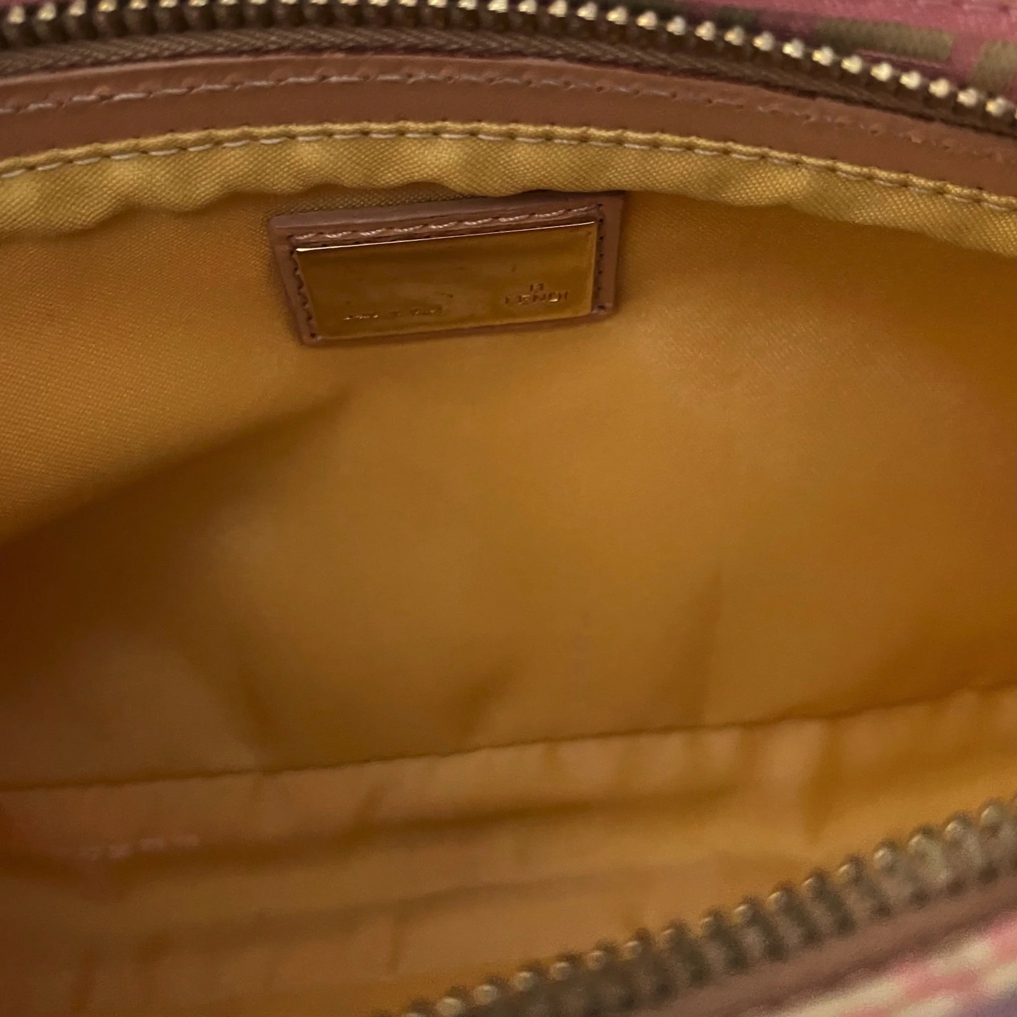 Fendi Baby Pink Monogram Shoulder Bag - Image 4
