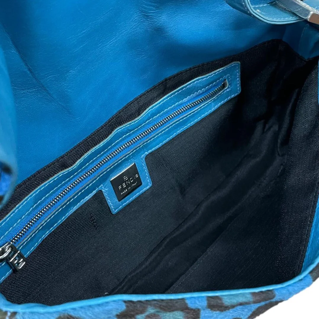 Fendi Blue Giraffe Rhinestone Baguette - Image 4