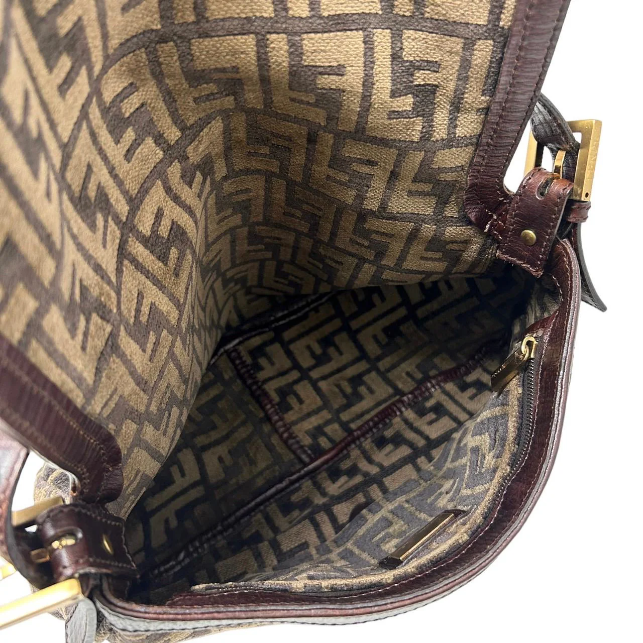 Fendi Brown Velour Logo Baguette - Image 3