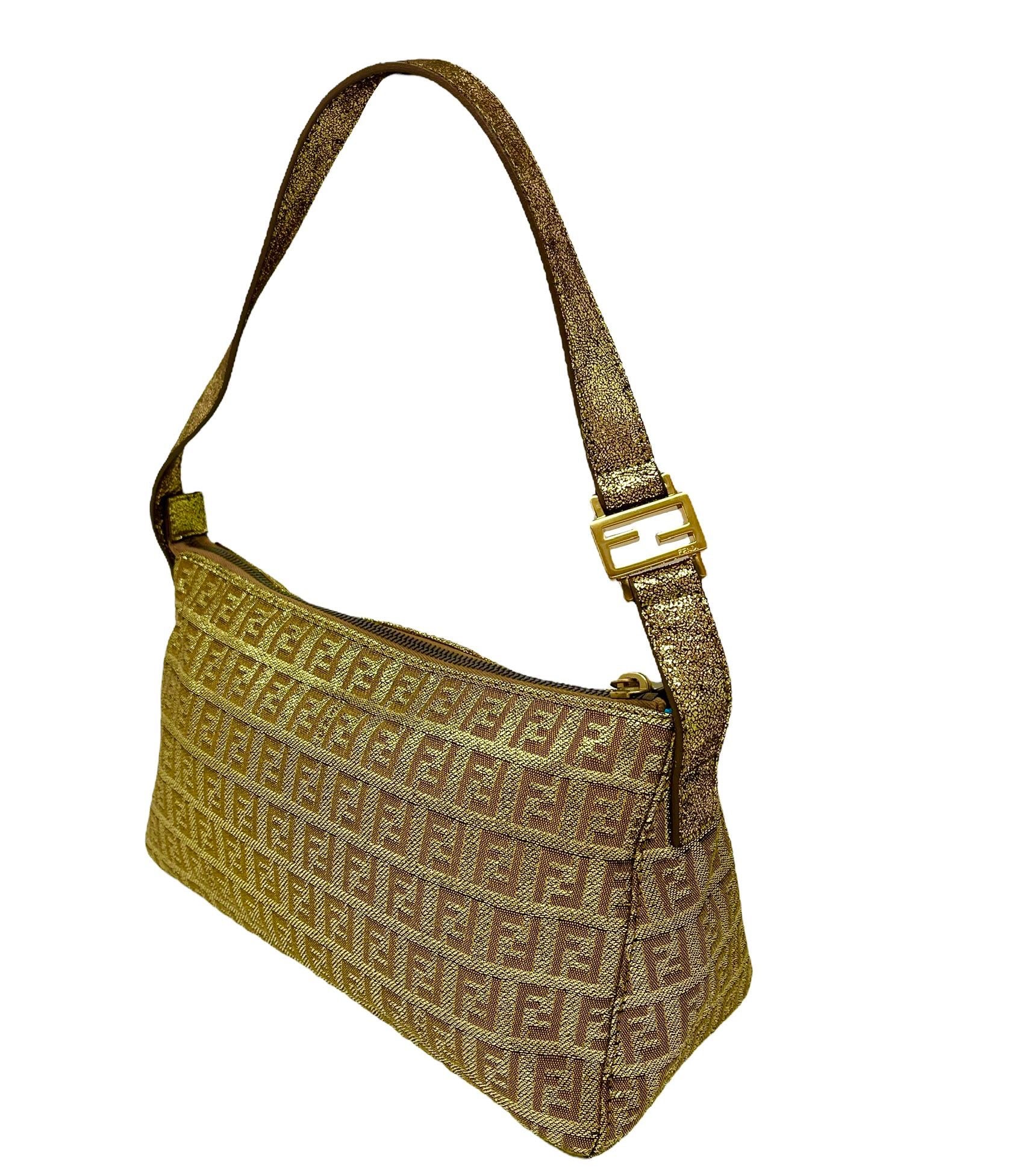 Fendi Gold Logo Shoulder Bag - Image 3