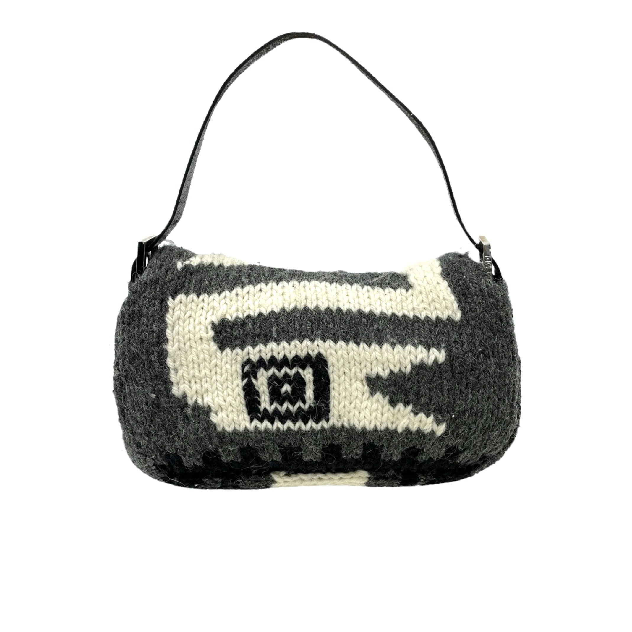 Fendi Grey Knit Baguette Bag - Image 2