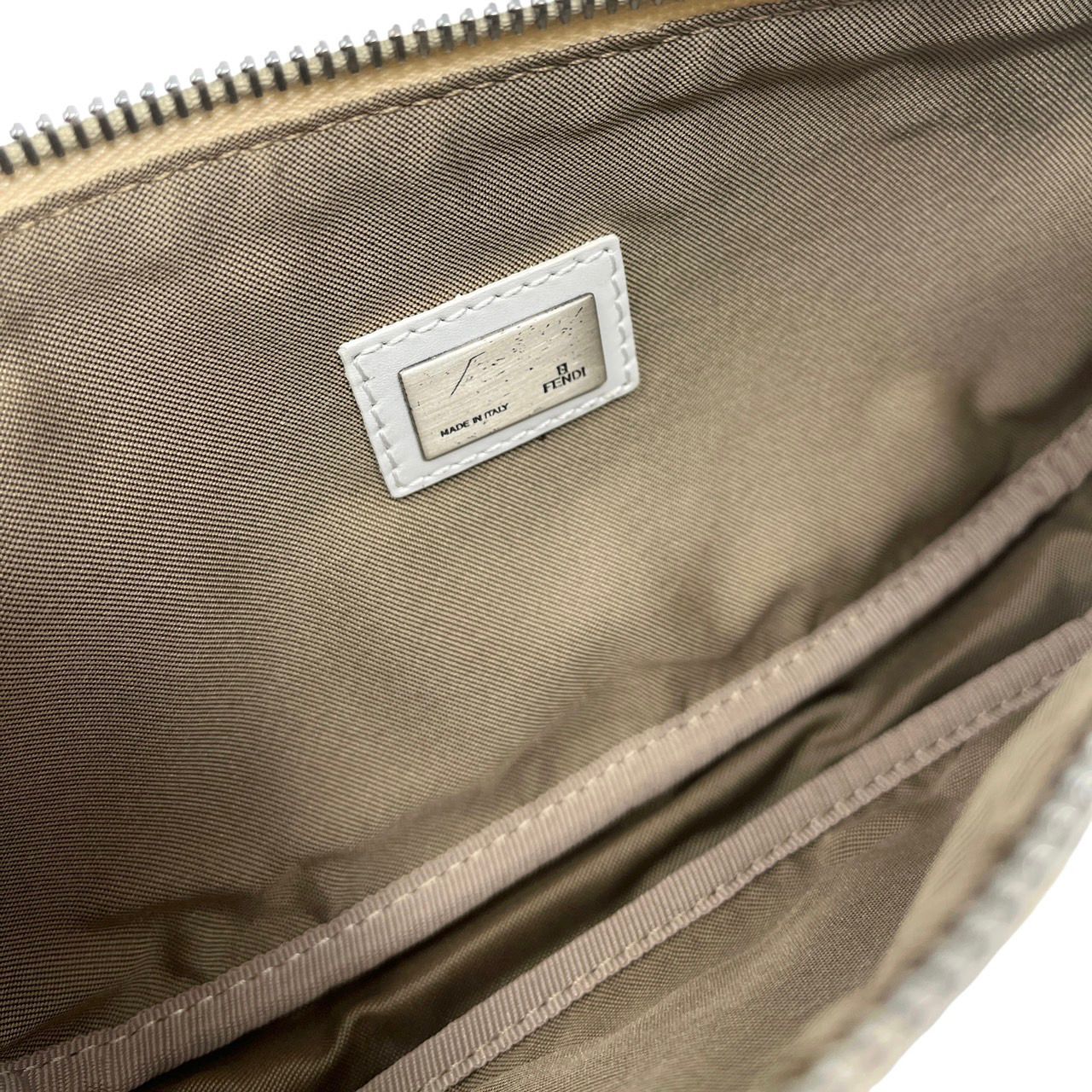 Fendi Ivory Mini Shoulder Bag - Image 3