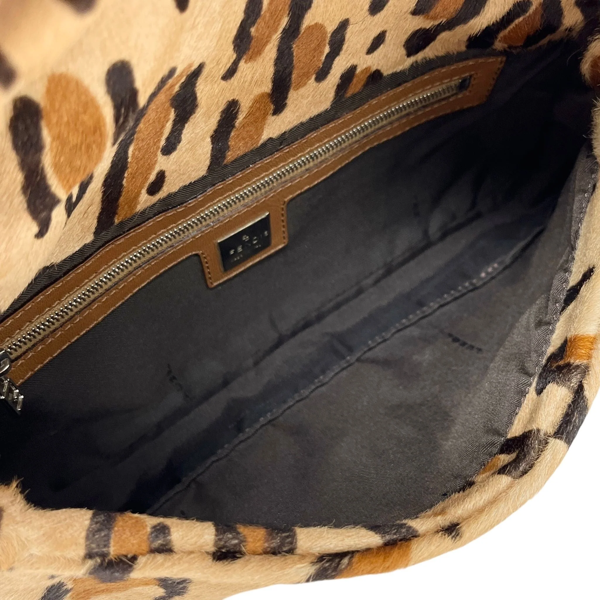 Fendi Tan Cheetah Baguette Bag - Image 3