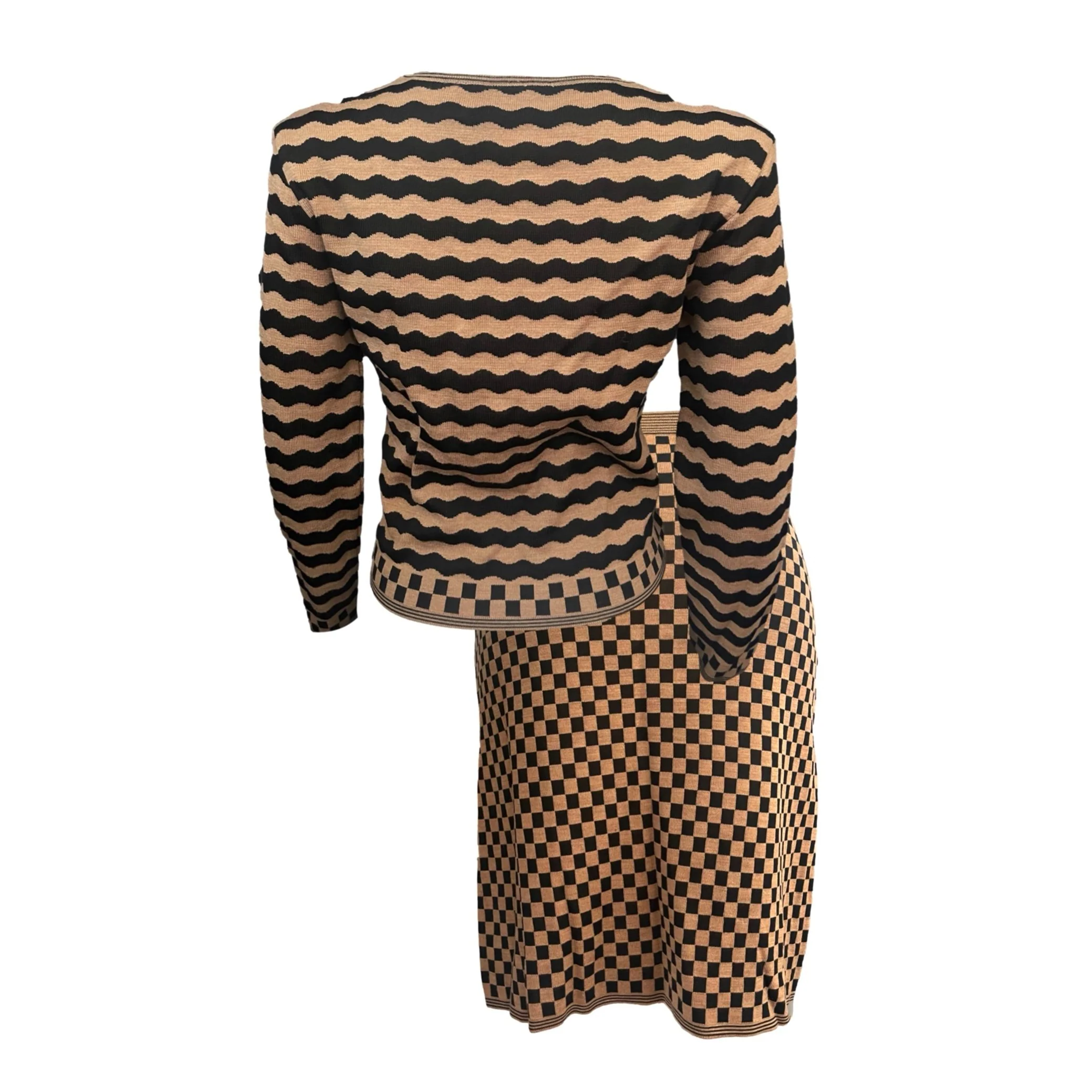 Fendi Tan Logo Skirt Set - Image 2