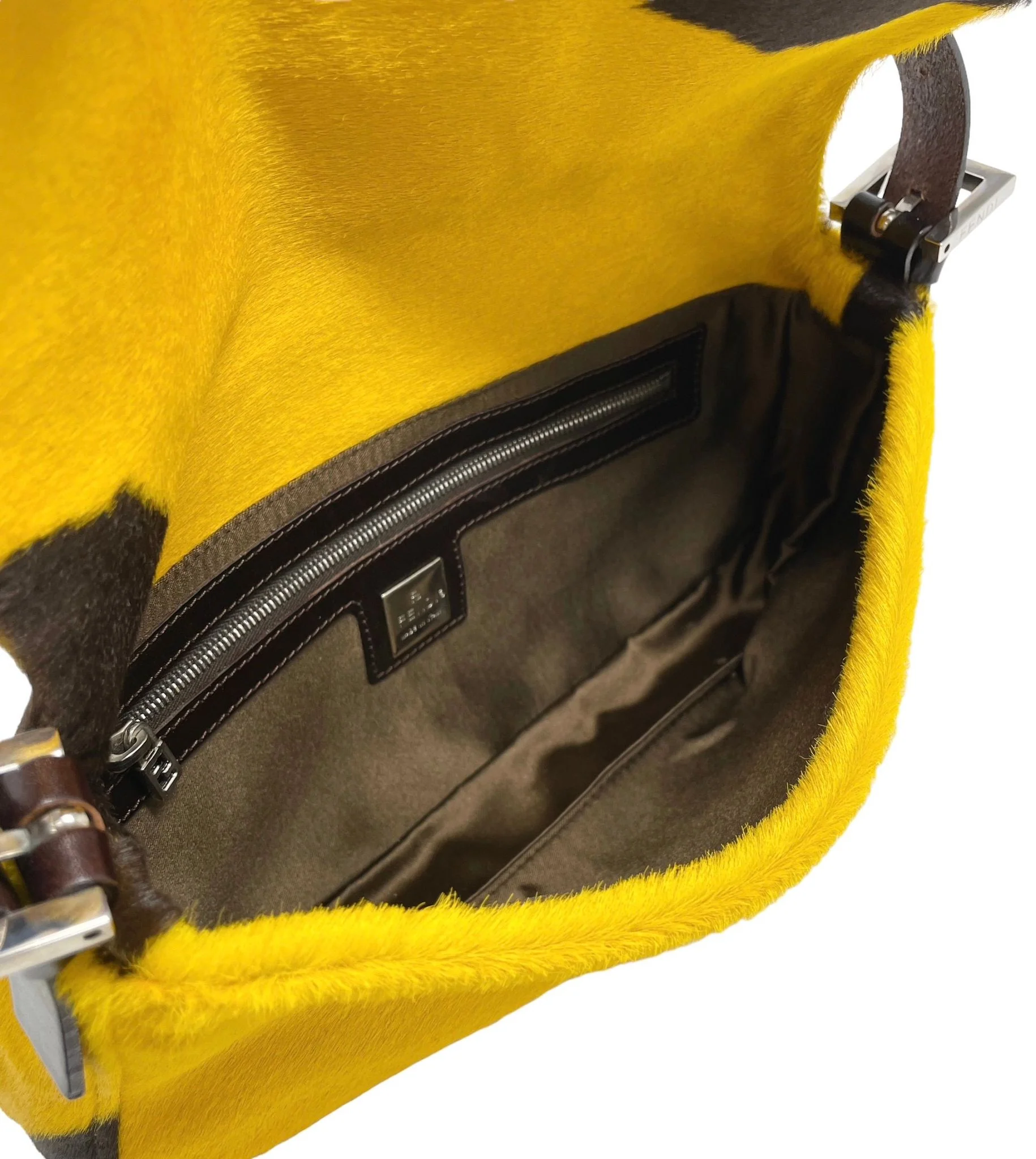 Fendi Yellow Cow Print Baguette Bag - Image 3