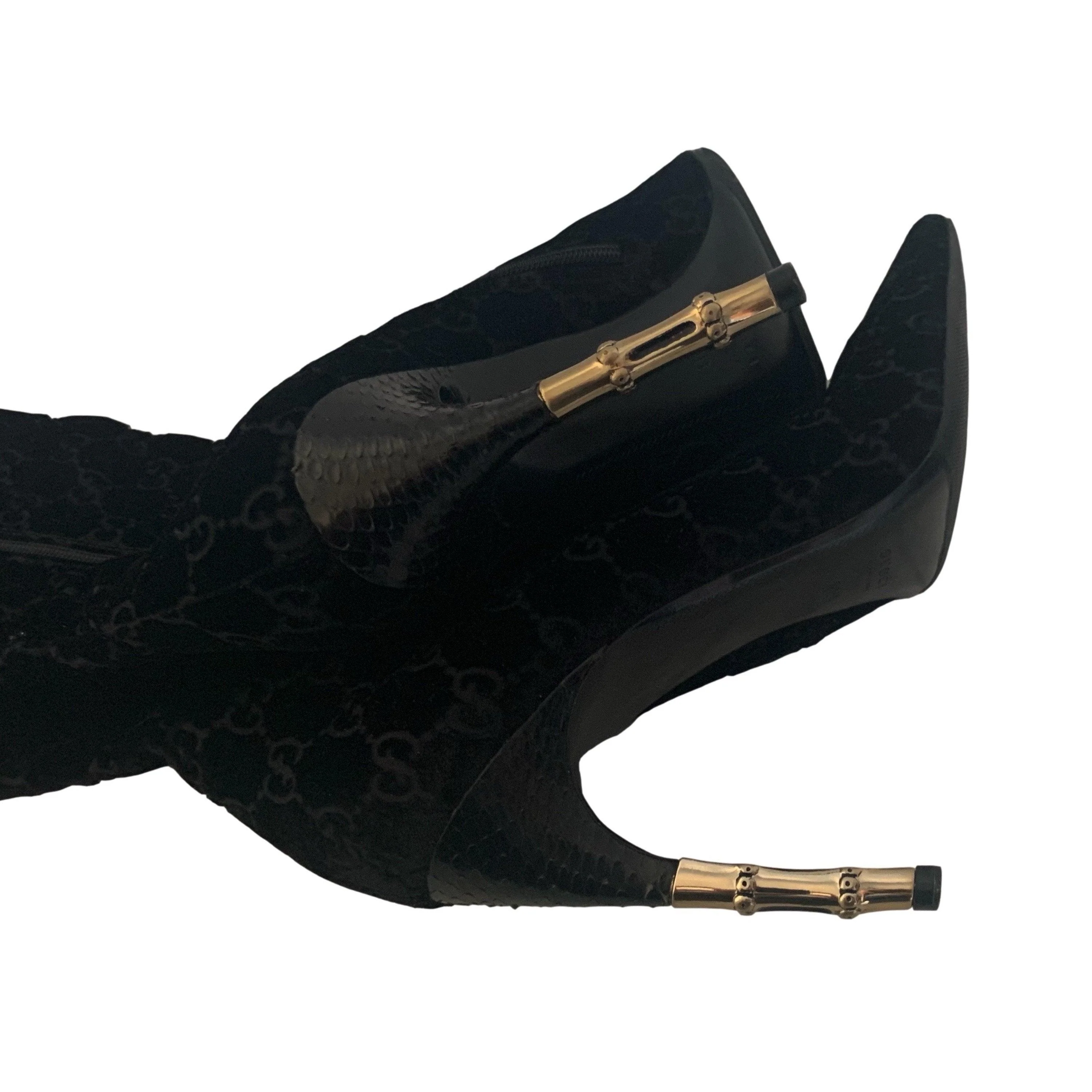 Gucci Black Logo Velvet Boots - Image 4