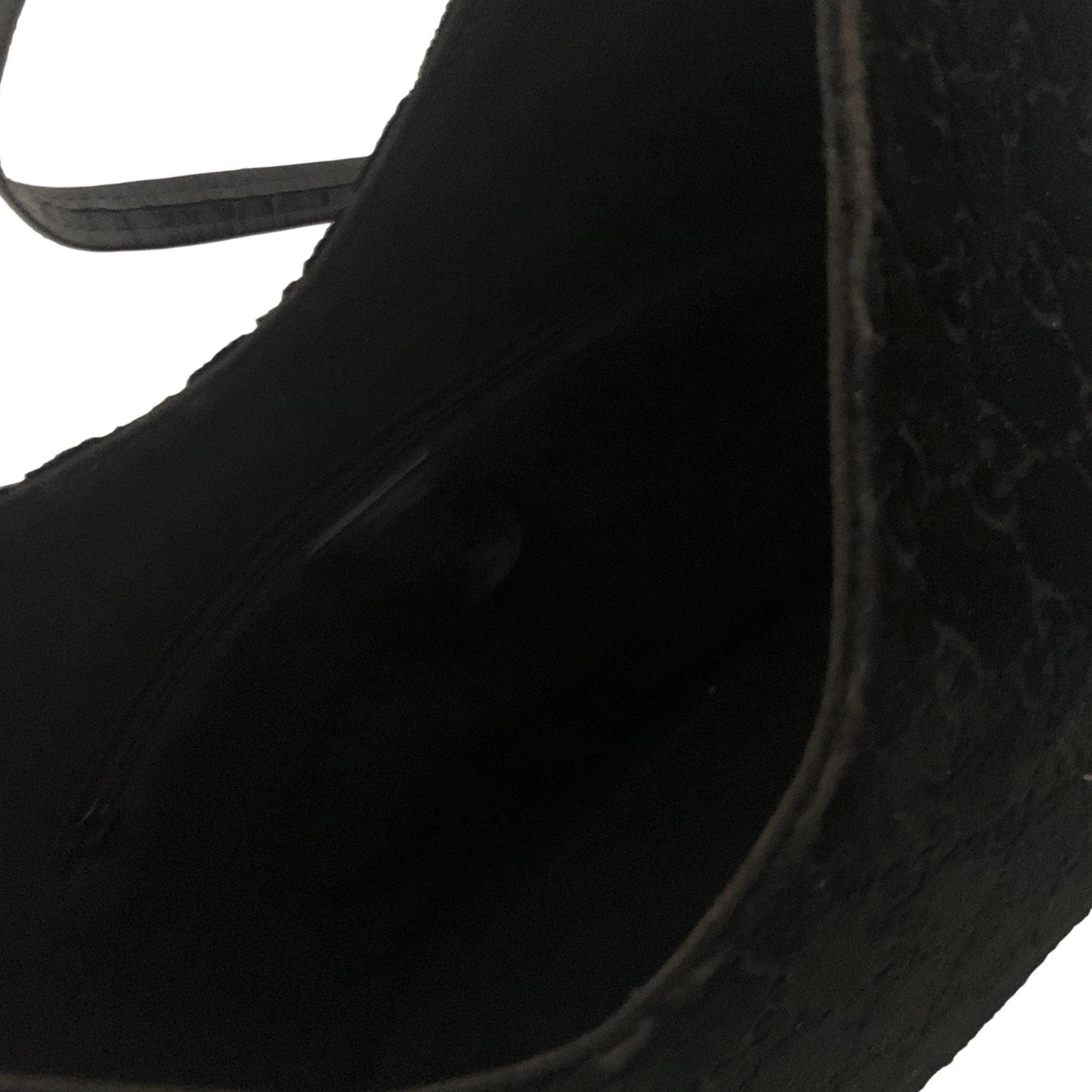 Gucci Black Velvet Logo Shoulder Bag - Image 4