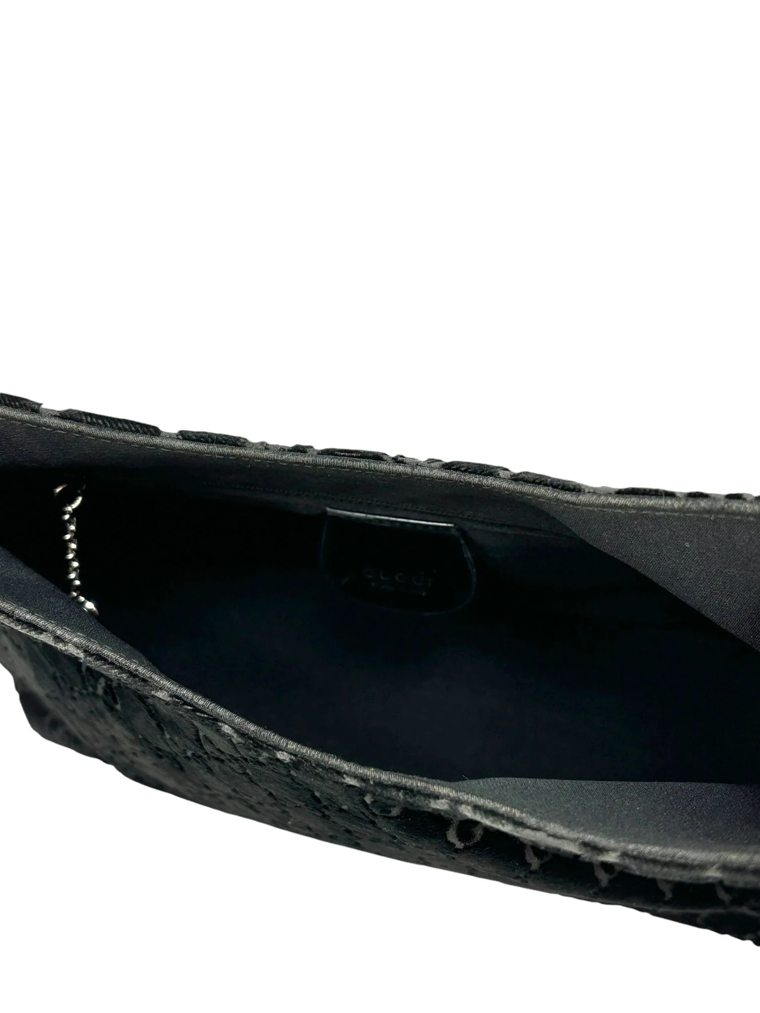Gucci Black Velvet Logo Shoulder Bag - Image 3