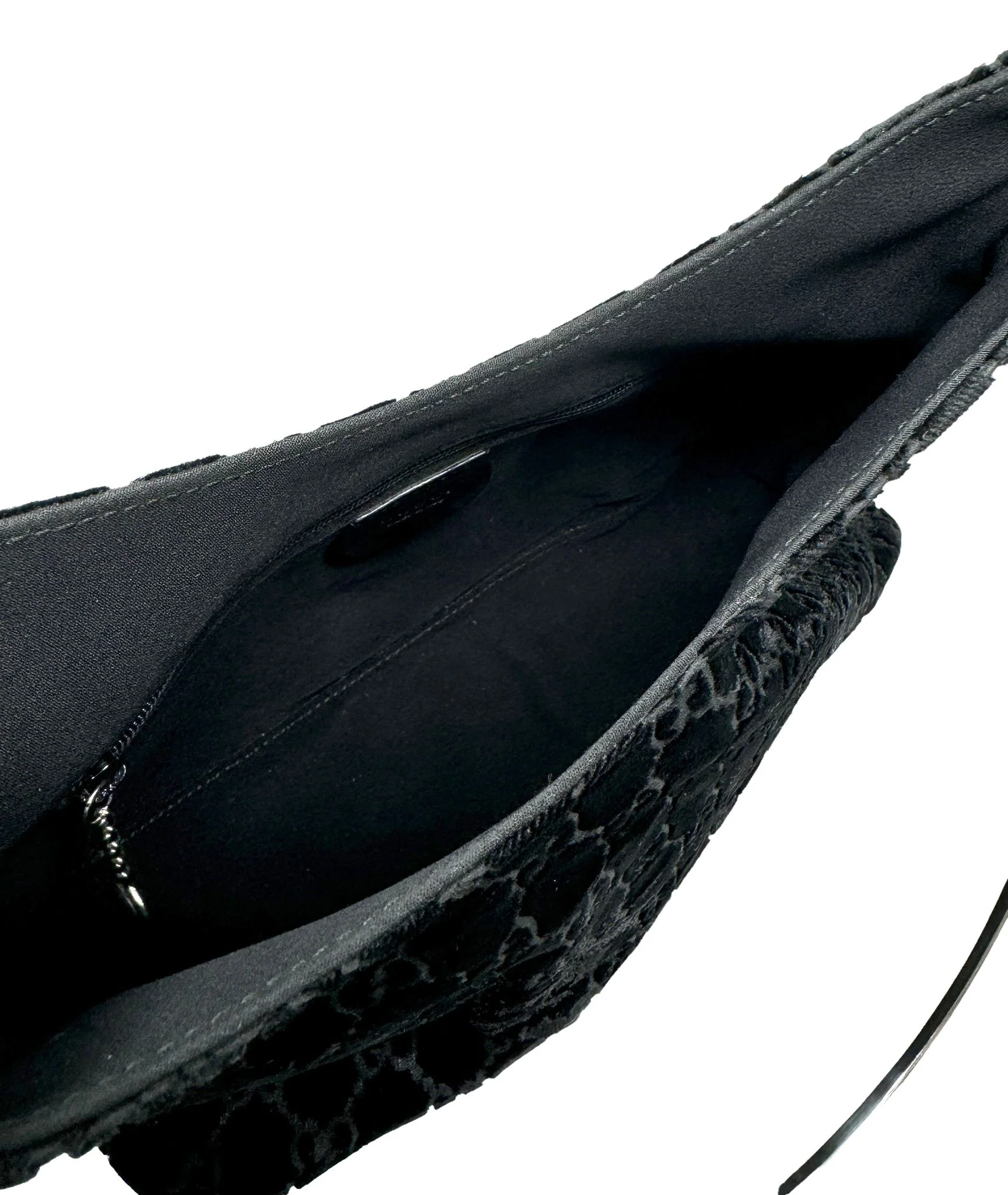 Gucci Black Velvet Shoulder Bag - Image 3