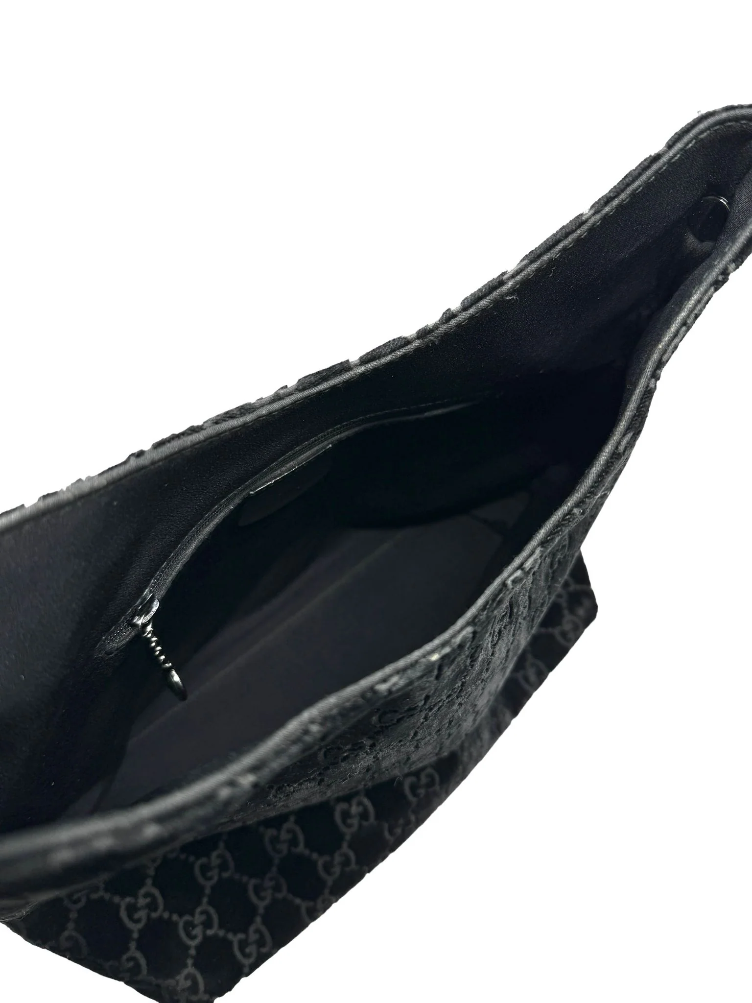 Gucci Black Velvet Shoulder Bag - Image 3