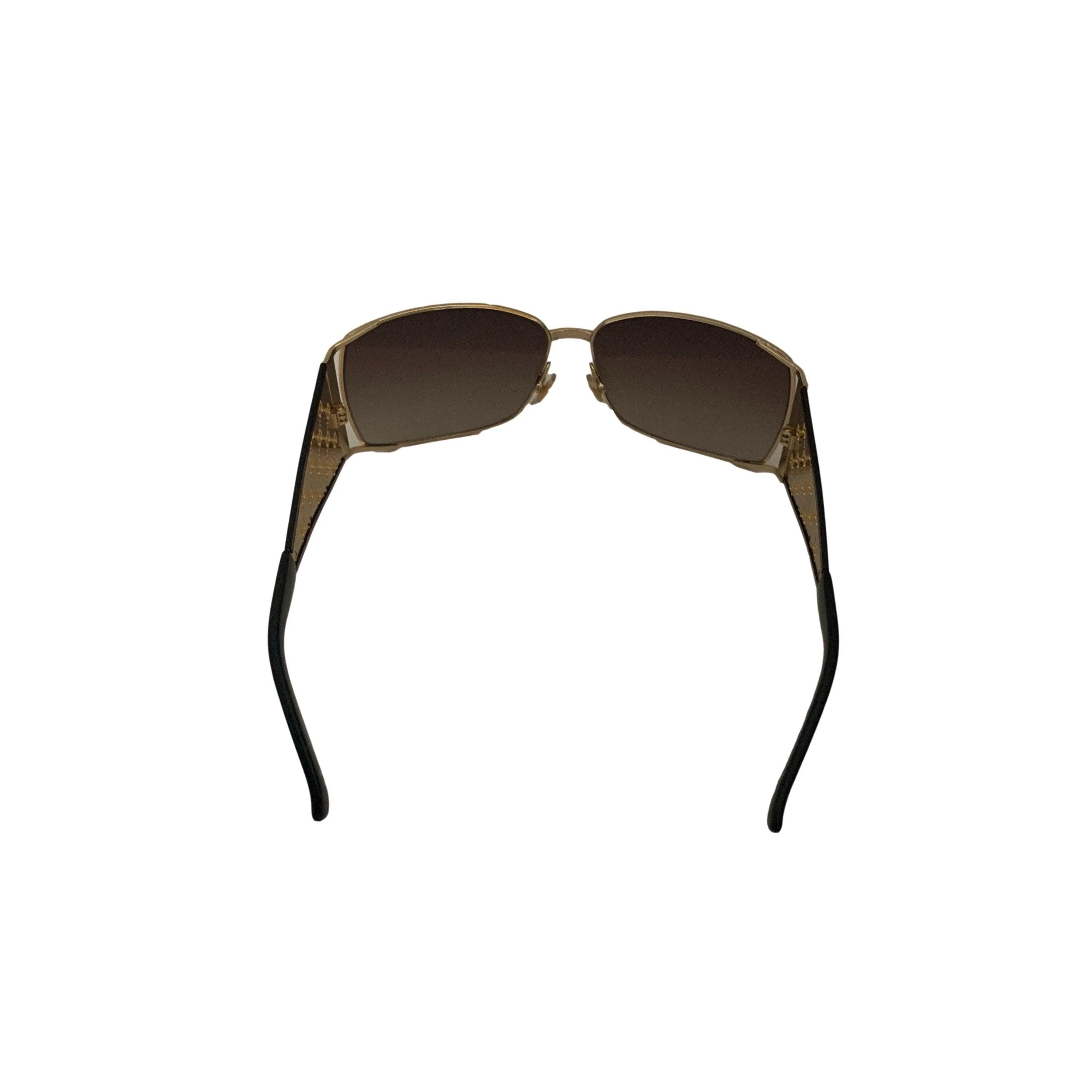 Gucci Gold Logo Cut Out Sunglasses - Image 2