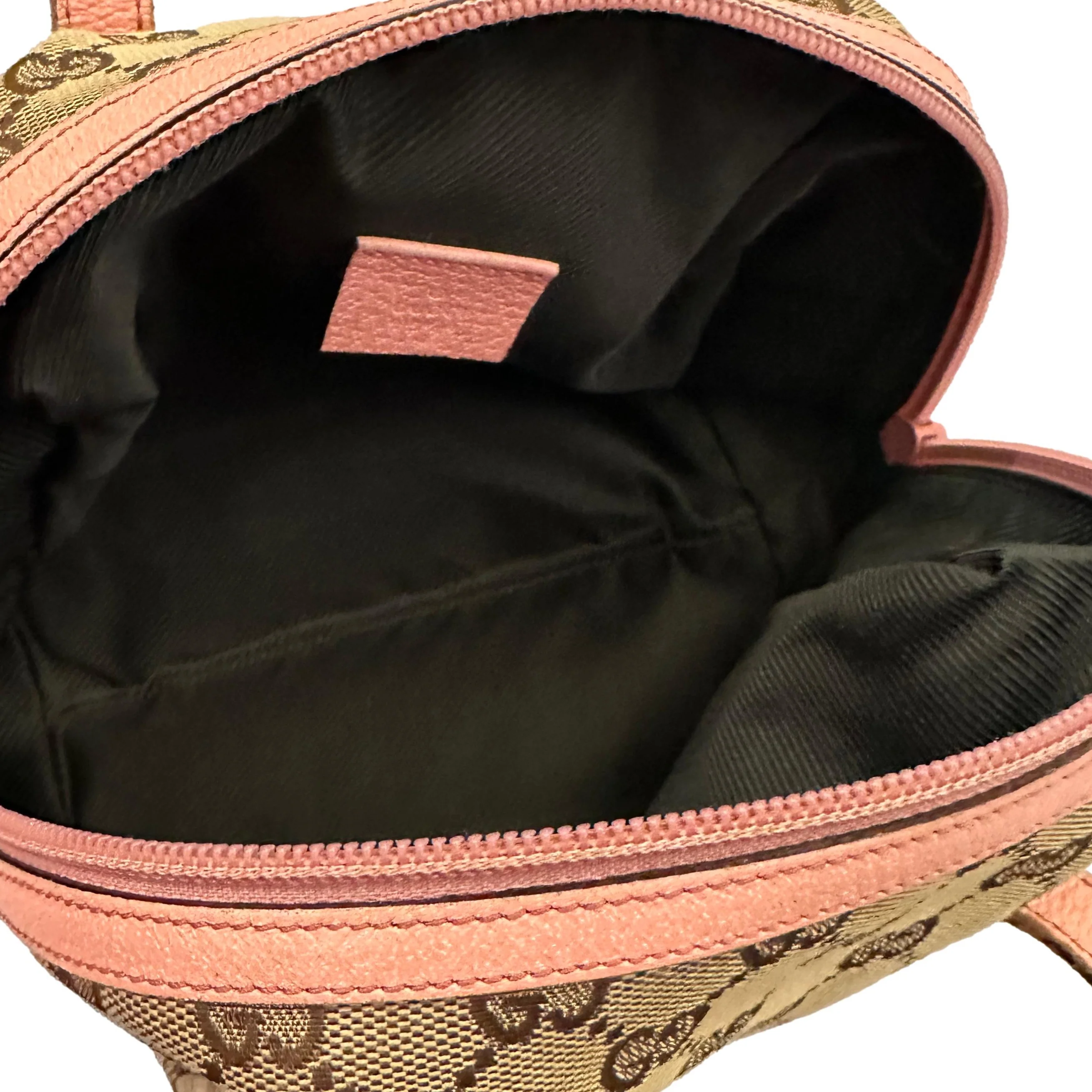 Gucci Pink Logo Shoulder Bag - Image 4