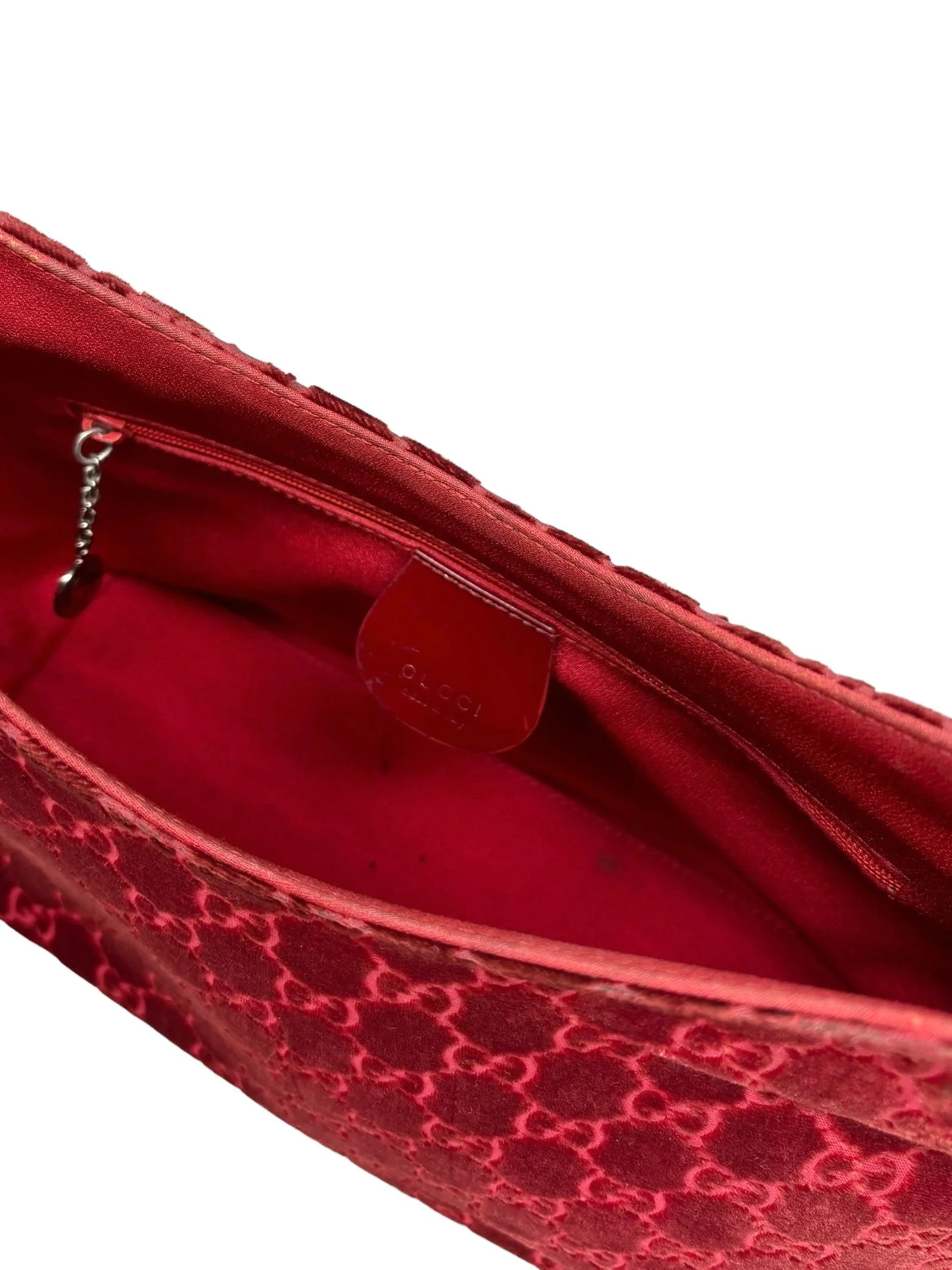 Gucci Red Velvet Metal Shoulder Bag - Image 3