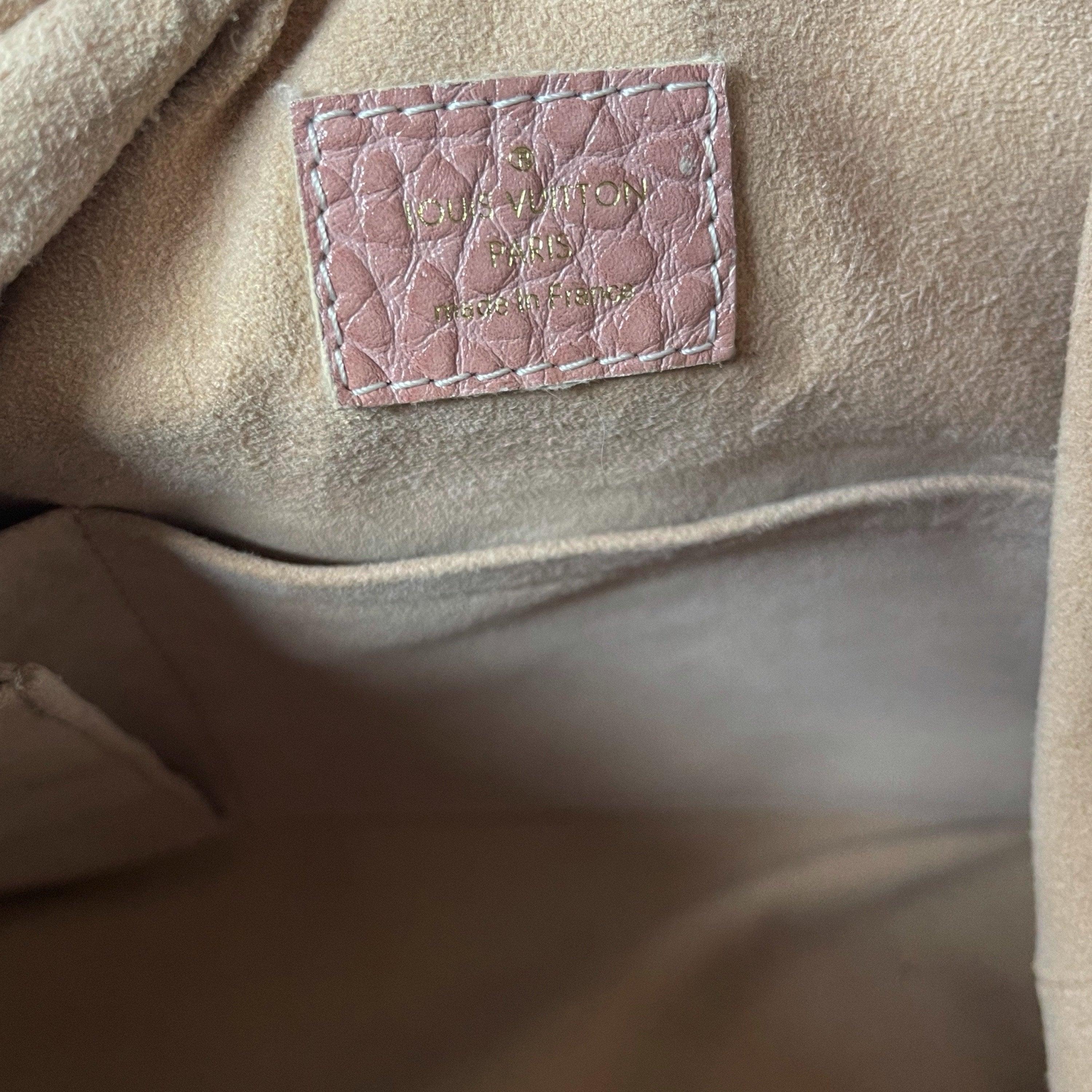 Louis Vuitton Baby Pink Monogram Shoulder Bag - Image 4