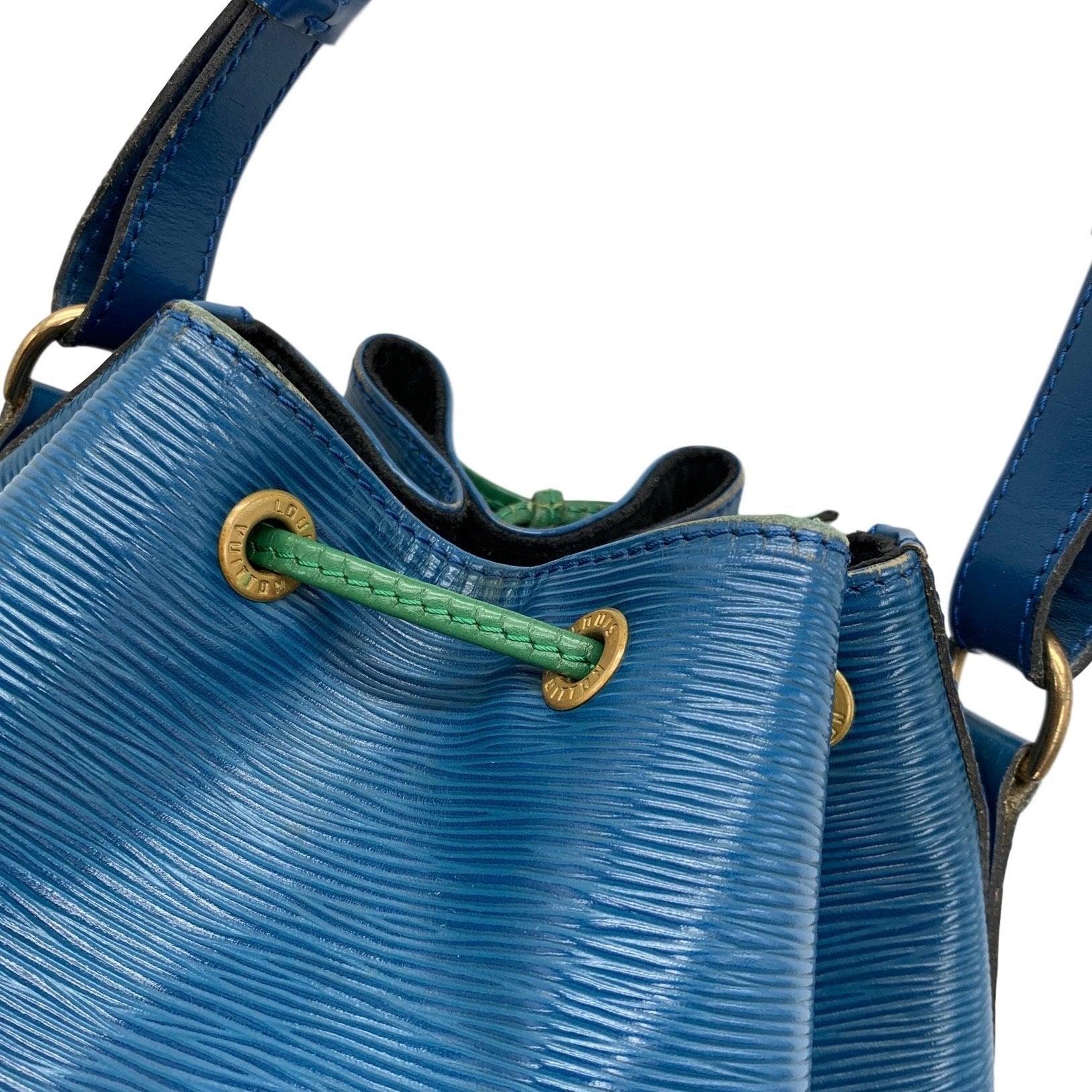 Louis Vuitton Blue Epi Leather Bucket Bag - Image 2